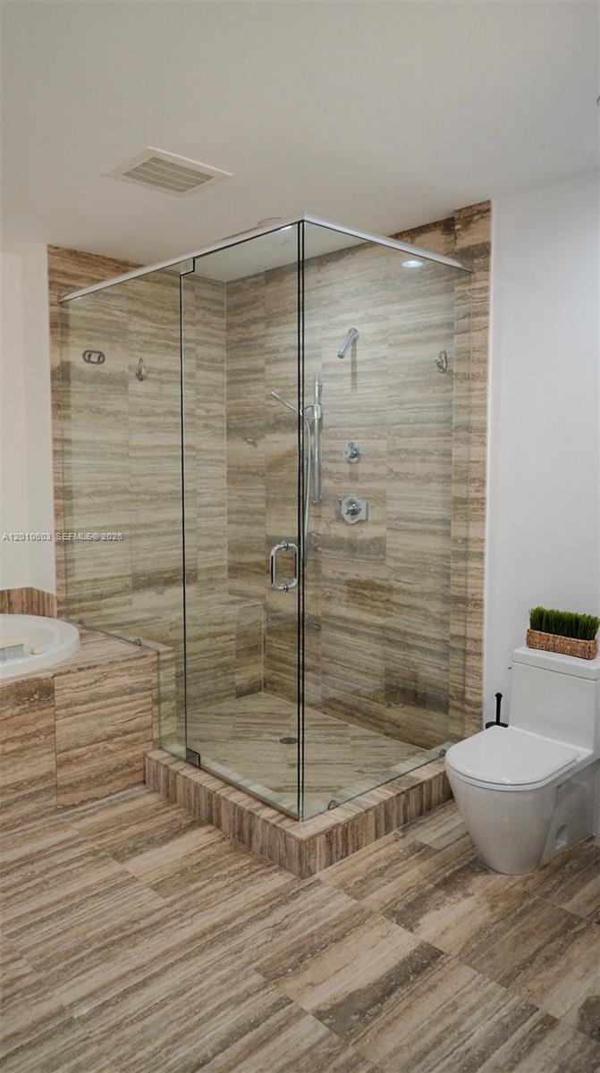 1102 3 / 4 1979 sq. ft. $ 2026-04-30 0 Photo