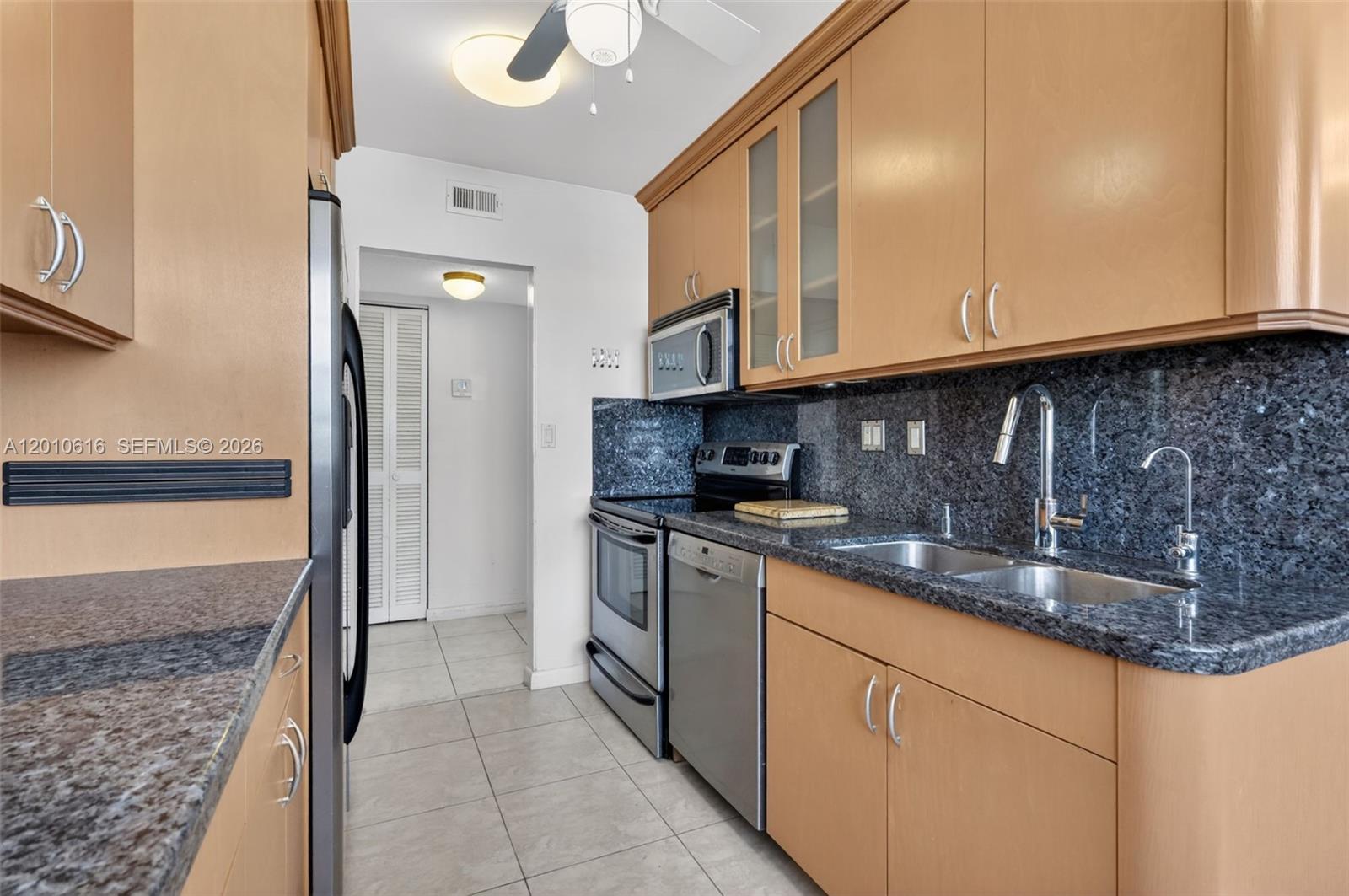 Photo of 1849 Ocean Dr  #1402, Hallandale Beach, Florida, 33009 - 