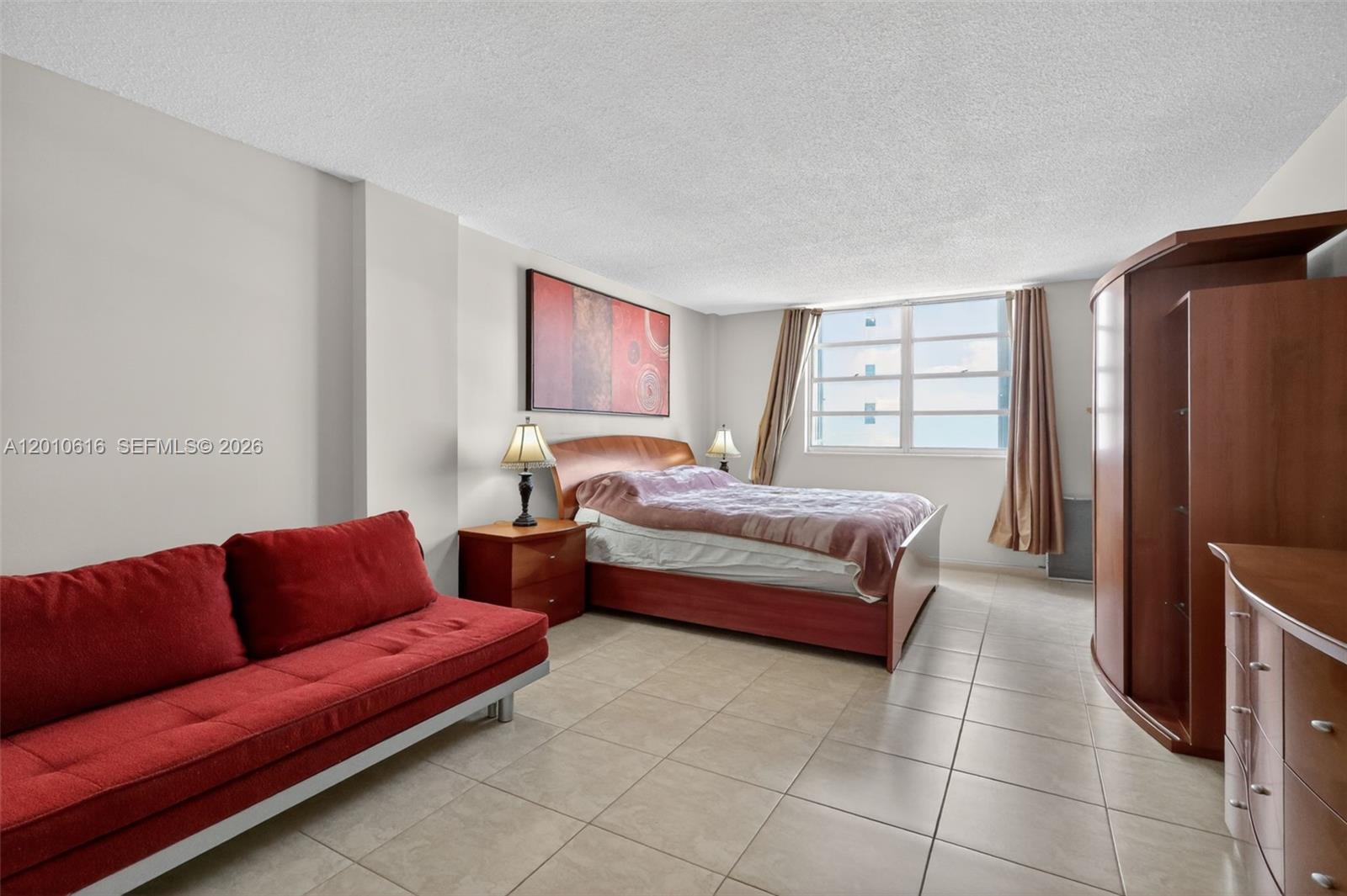 Photo of 1849 Ocean Dr  #1402, Hallandale Beach, Florida, 33009 - 