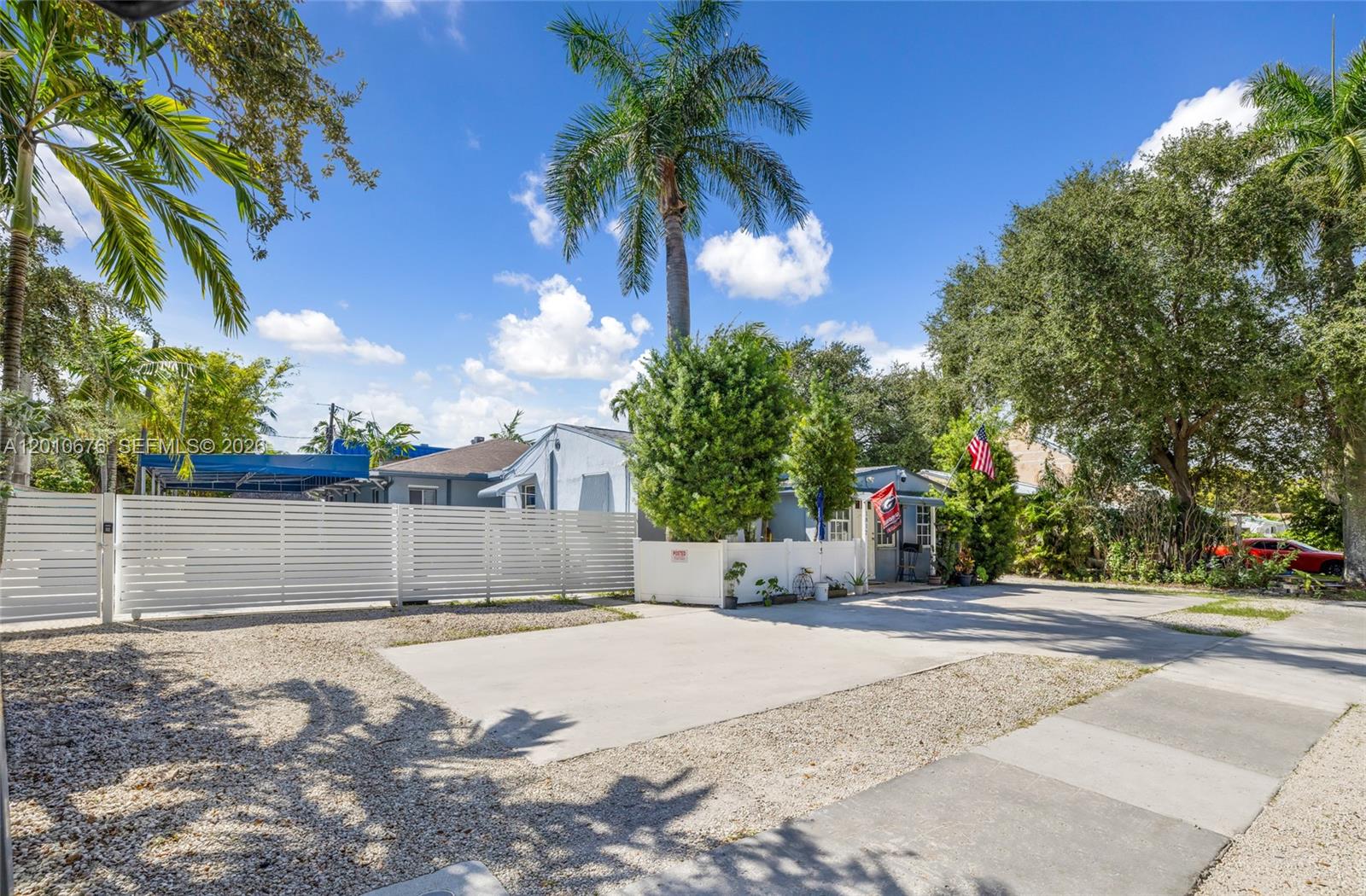   /  2812 sq. ft. $ 2026-04-30 0 Photo