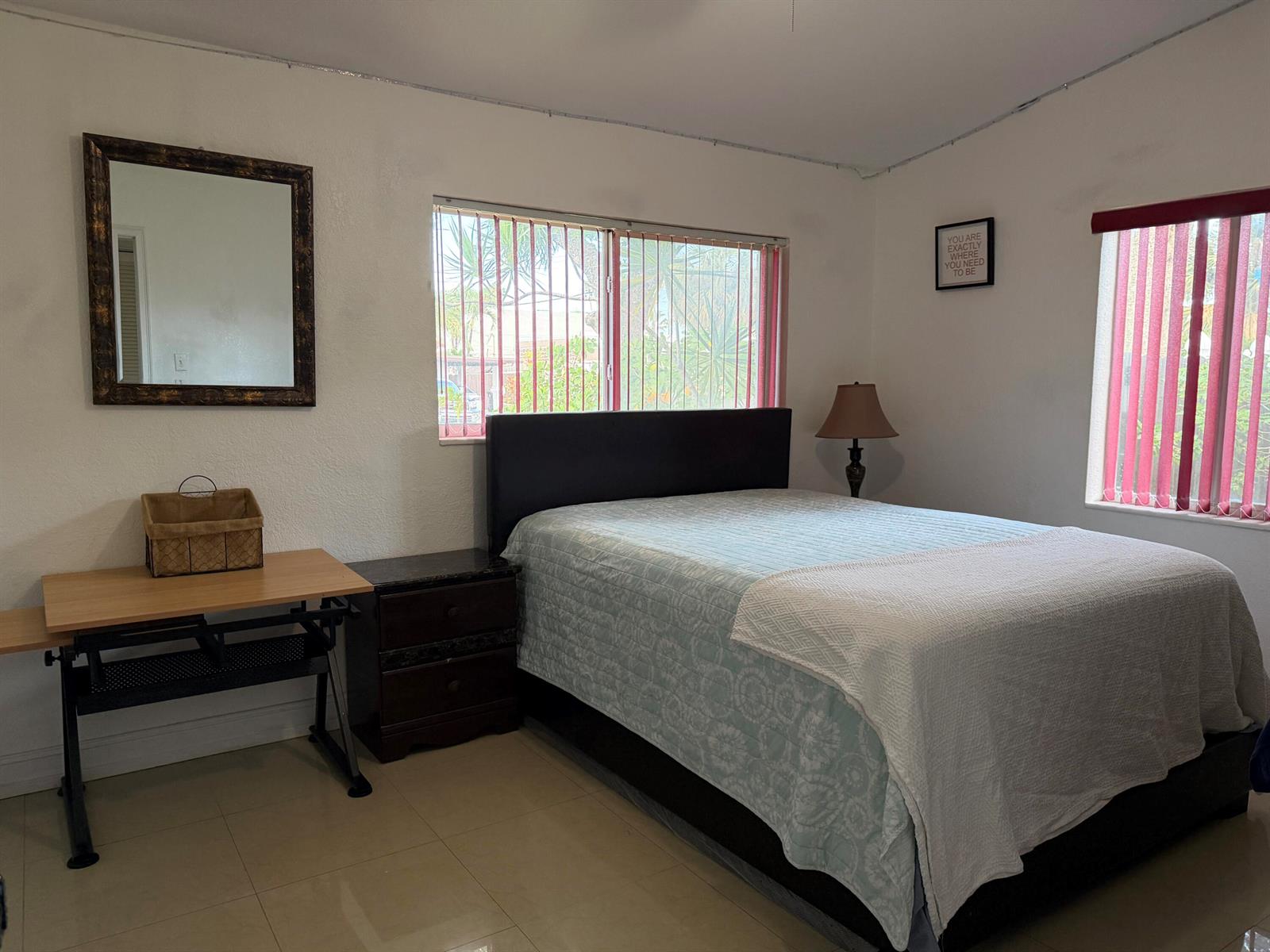 Ver detalles 1117 6 / 4 1532 sq. ft. $ 2026-06-30 0 foto