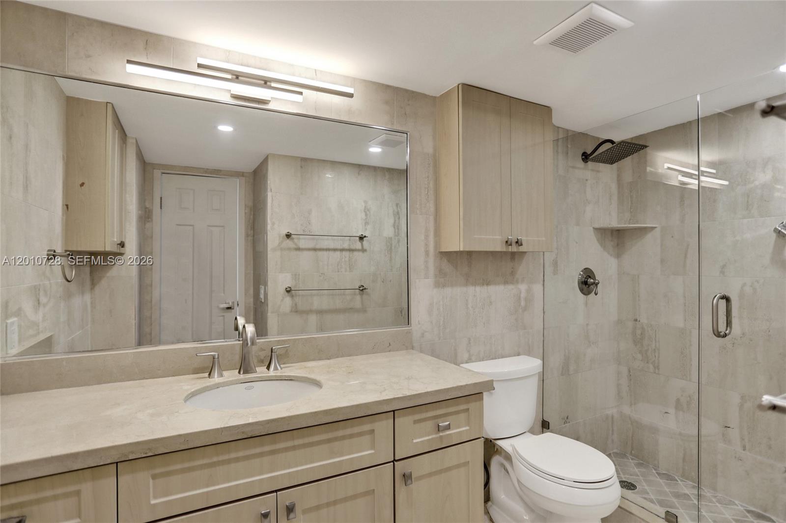 Photo of 2301 Ocean Dr  #2404, Hollywood, Florida, 33019 - 