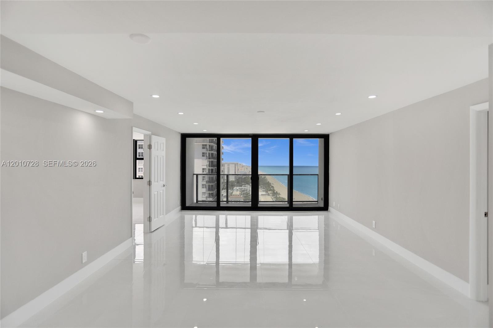 Photo of 2301 Ocean Dr  #2404, Hollywood, Florida, 33019 - 