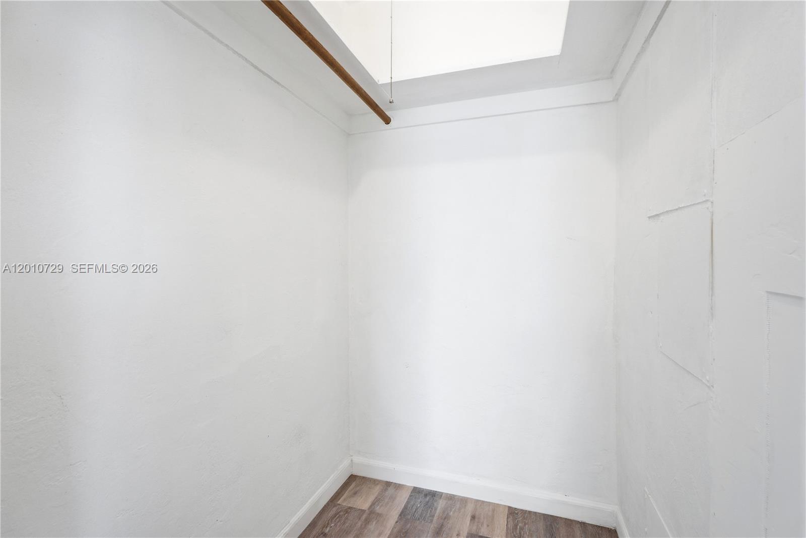   /  3289 sq. ft. $ 2026-04-30 0 Photo