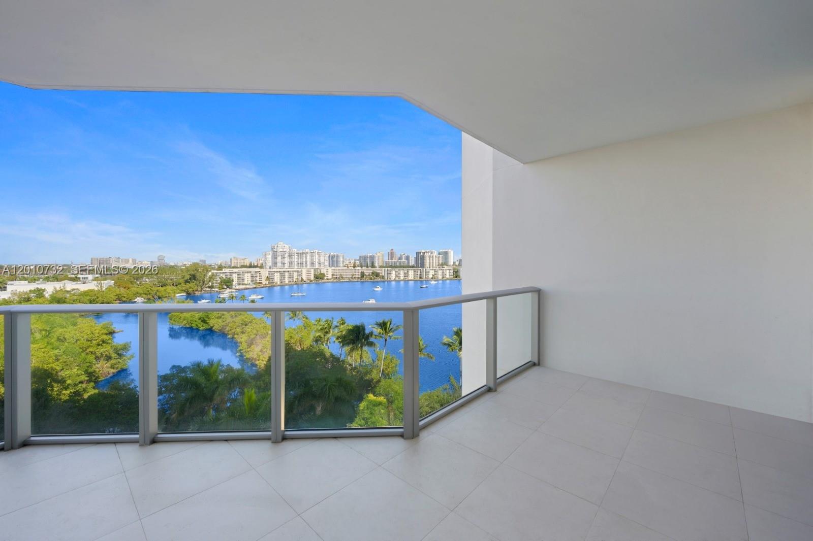 Photo of 17301 Biscayne Blvd  #808, North Miami Beach, Florida, 33160 - 