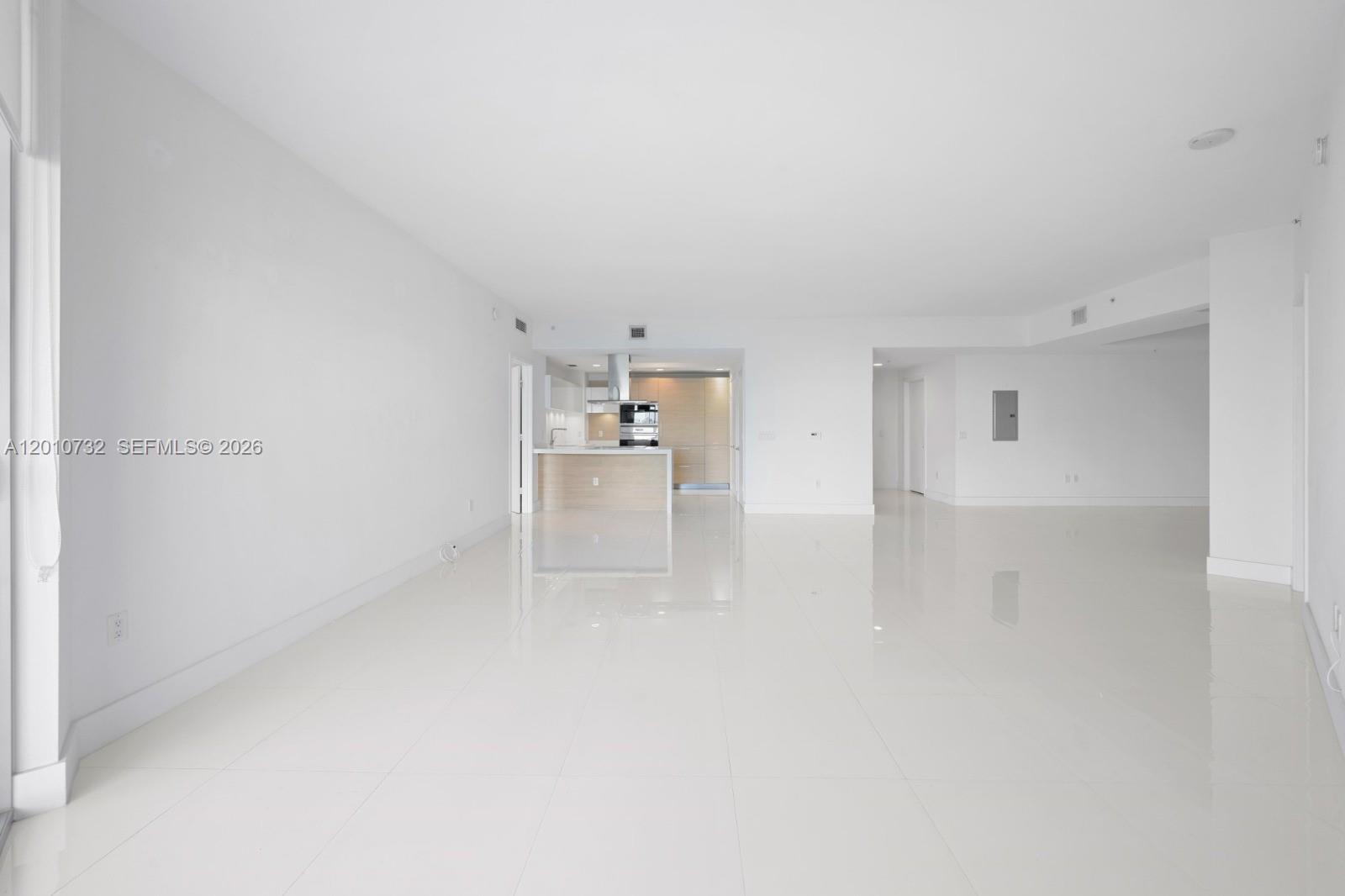 Photo of 17301 Biscayne Blvd  #808, North Miami Beach, Florida, 33160 - 