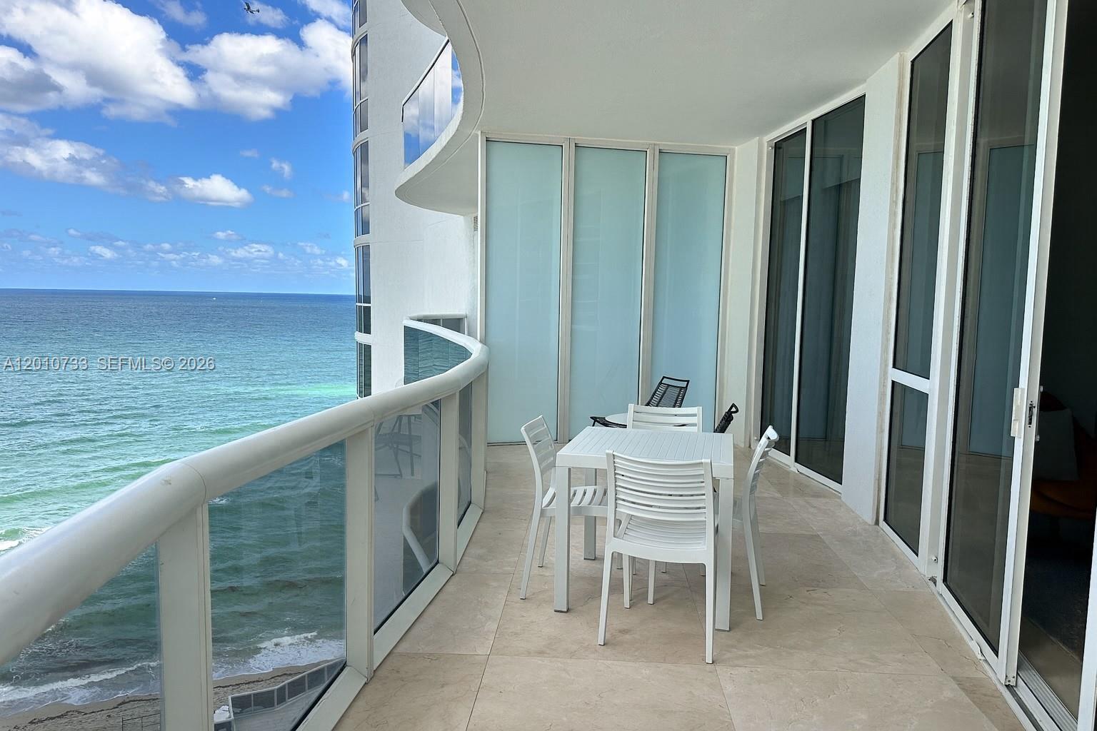 1203 2 / 3 1962 sq. ft. $ 2026-04-30 0 Photo