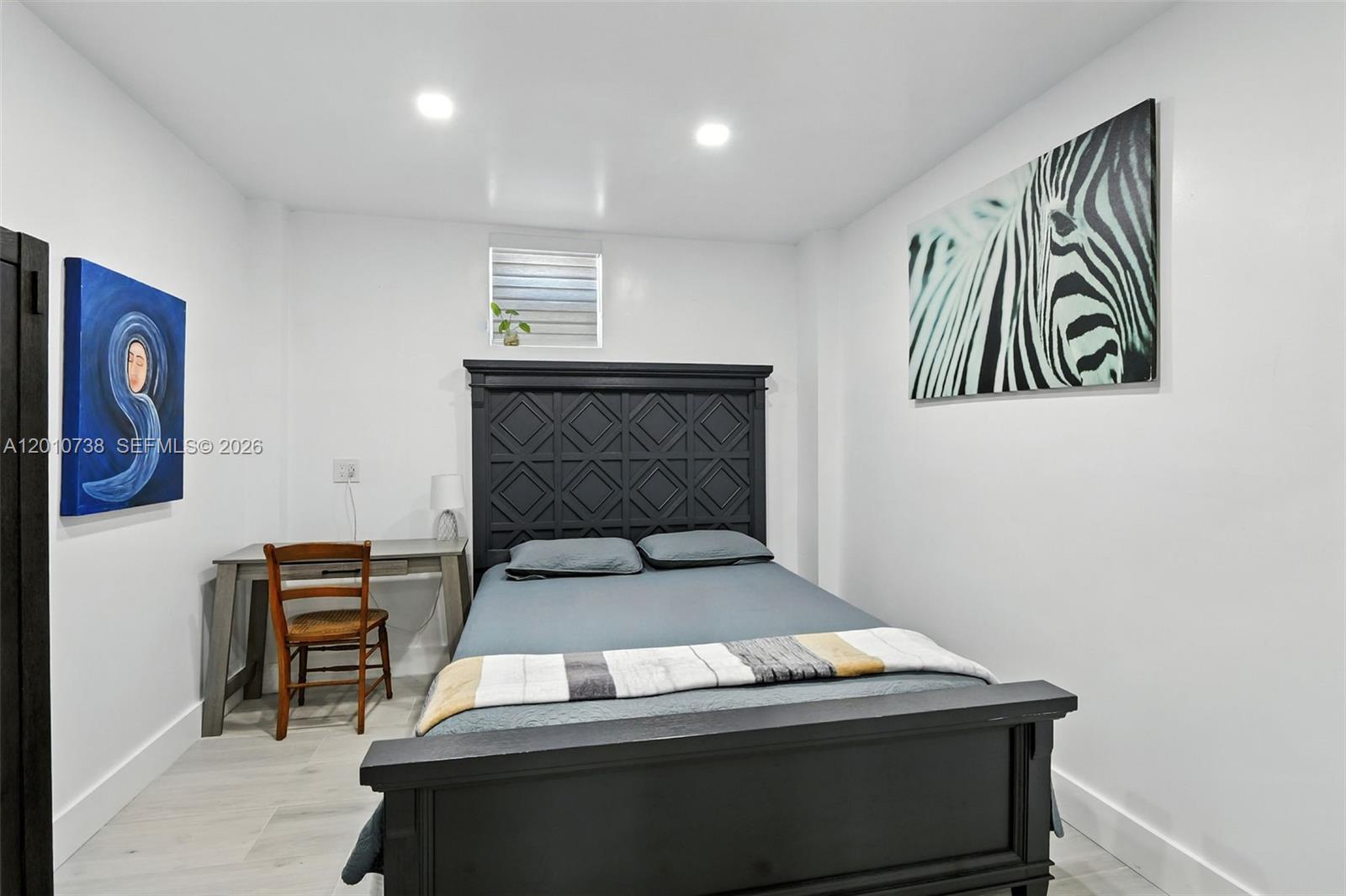   /  2394 sq. ft. $ 2026-04-30 0 foto