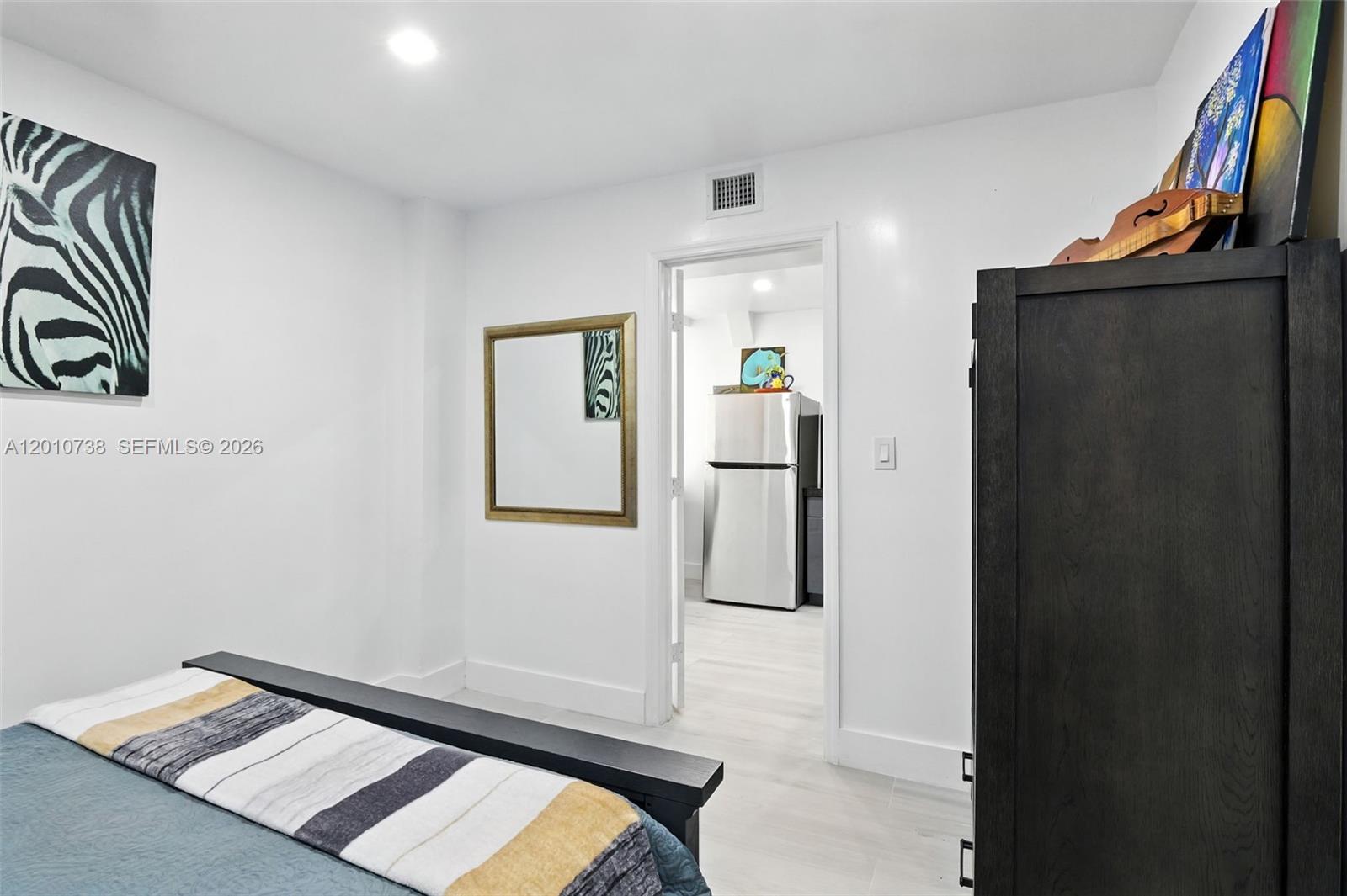   /  2394 sq. ft. $ 2026-04-30 0 foto