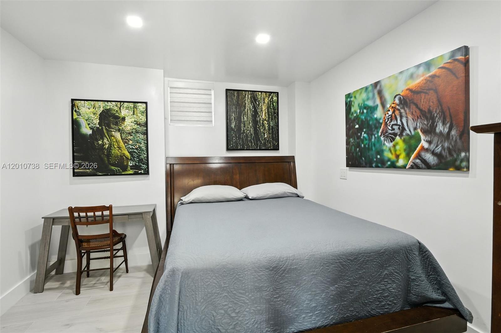   /  2394 sq. ft. $ 2026-04-30 0 foto