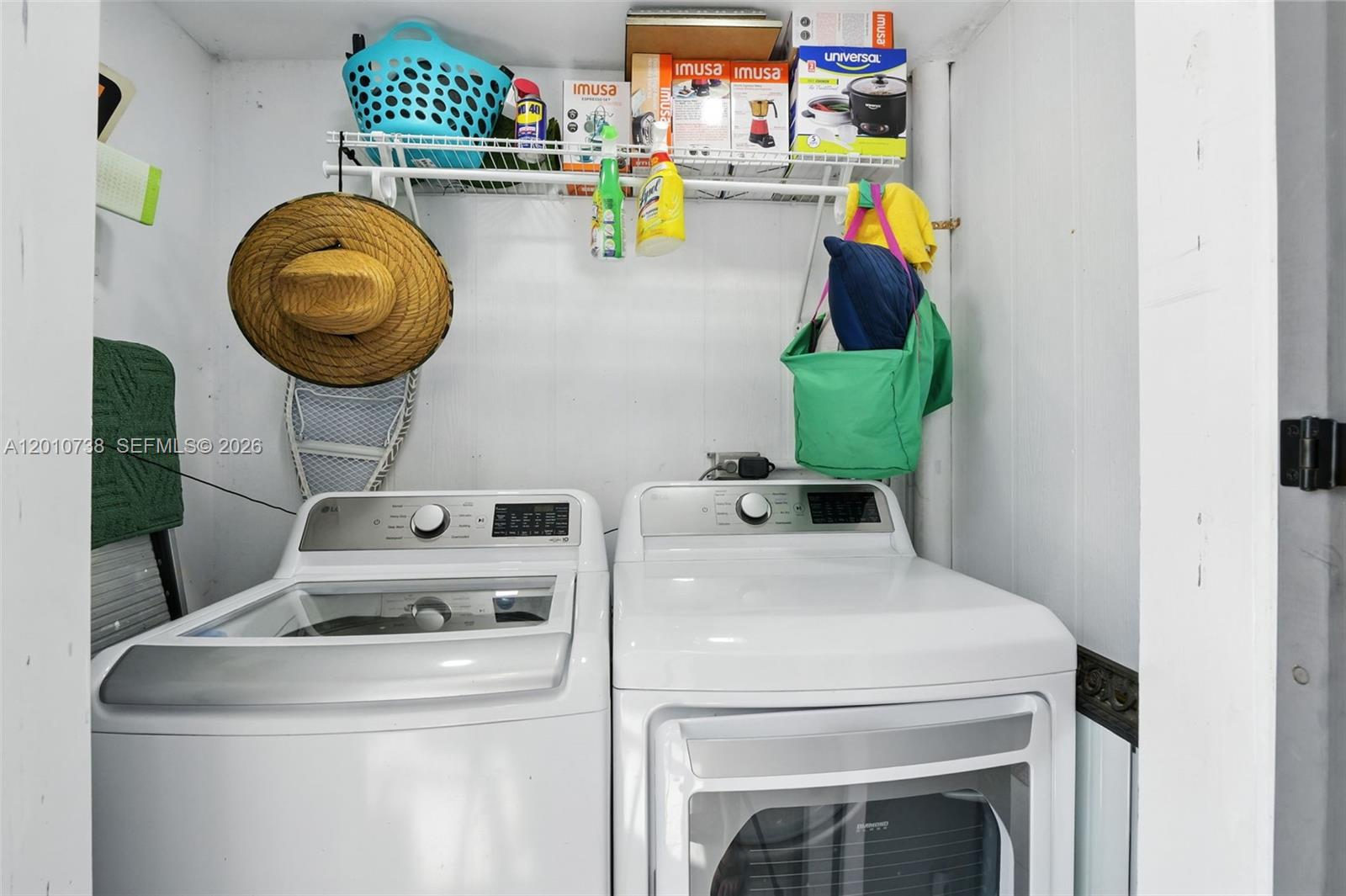   /  2394 sq. ft. $ 2026-04-30 0 foto