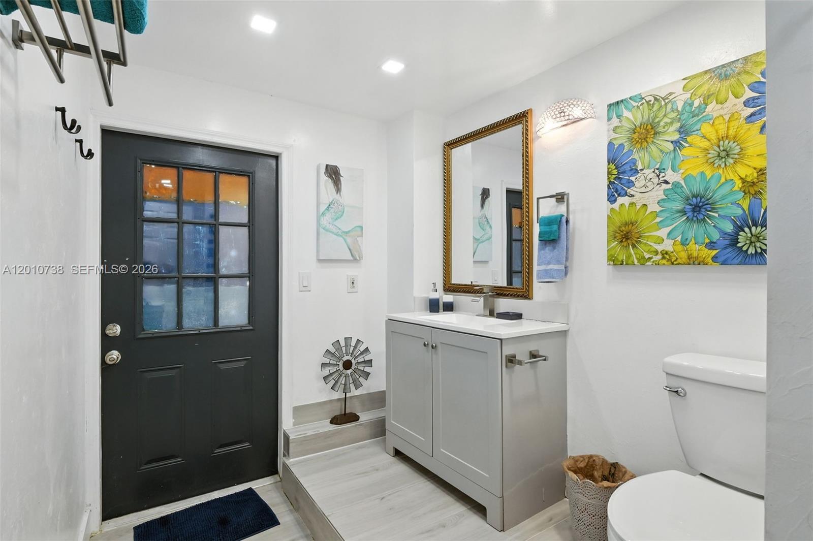   /  2394 sq. ft. $ 2026-04-30 0 foto