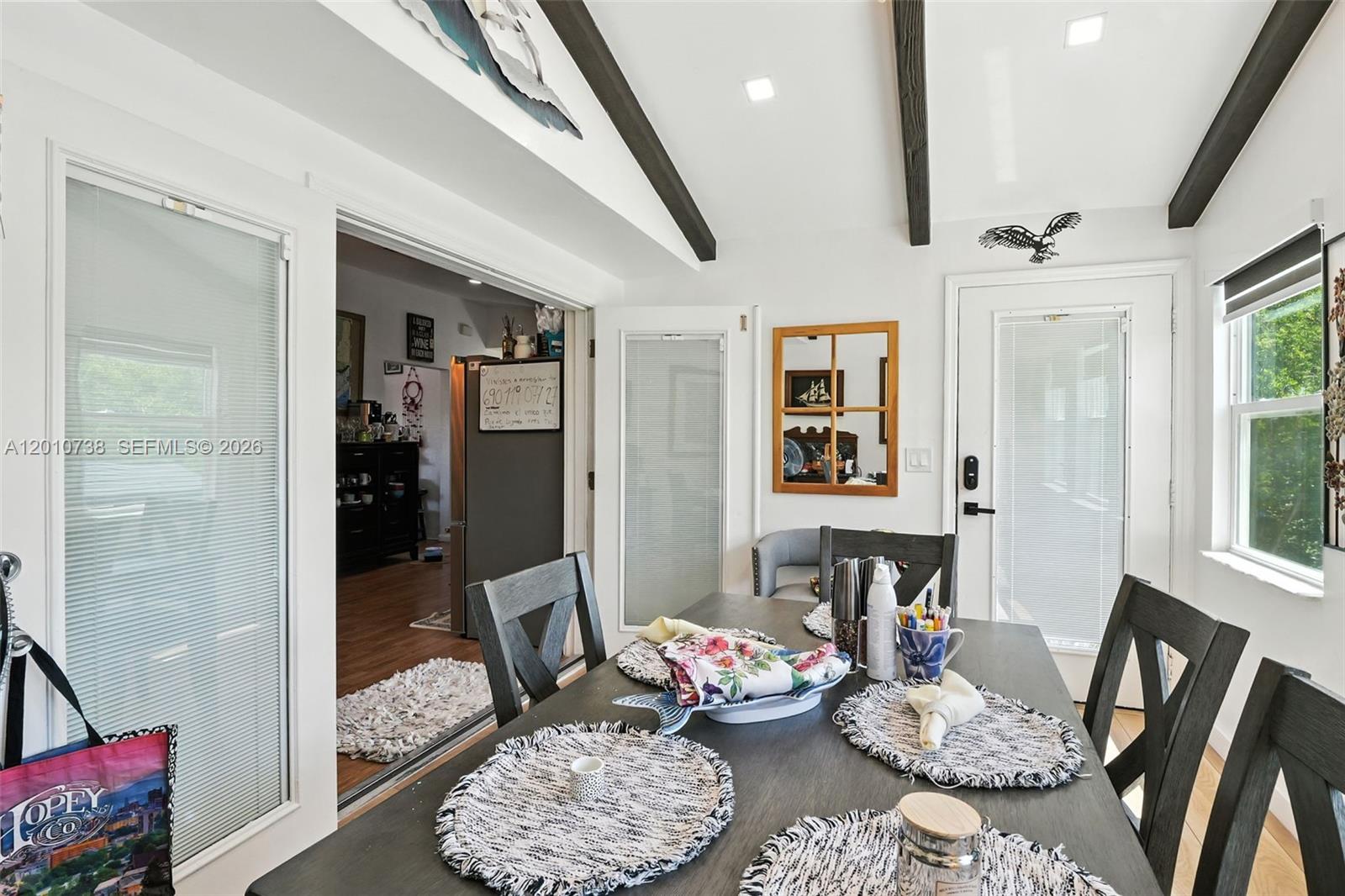   /  2394 sq. ft. $ 2026-04-30 0 foto