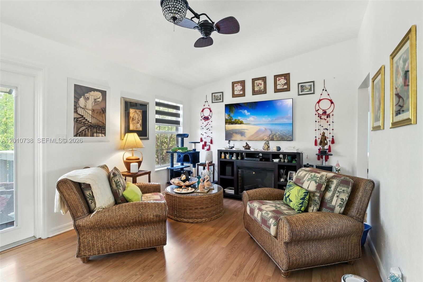   /  2394 sq. ft. $ 2026-04-30 0 foto