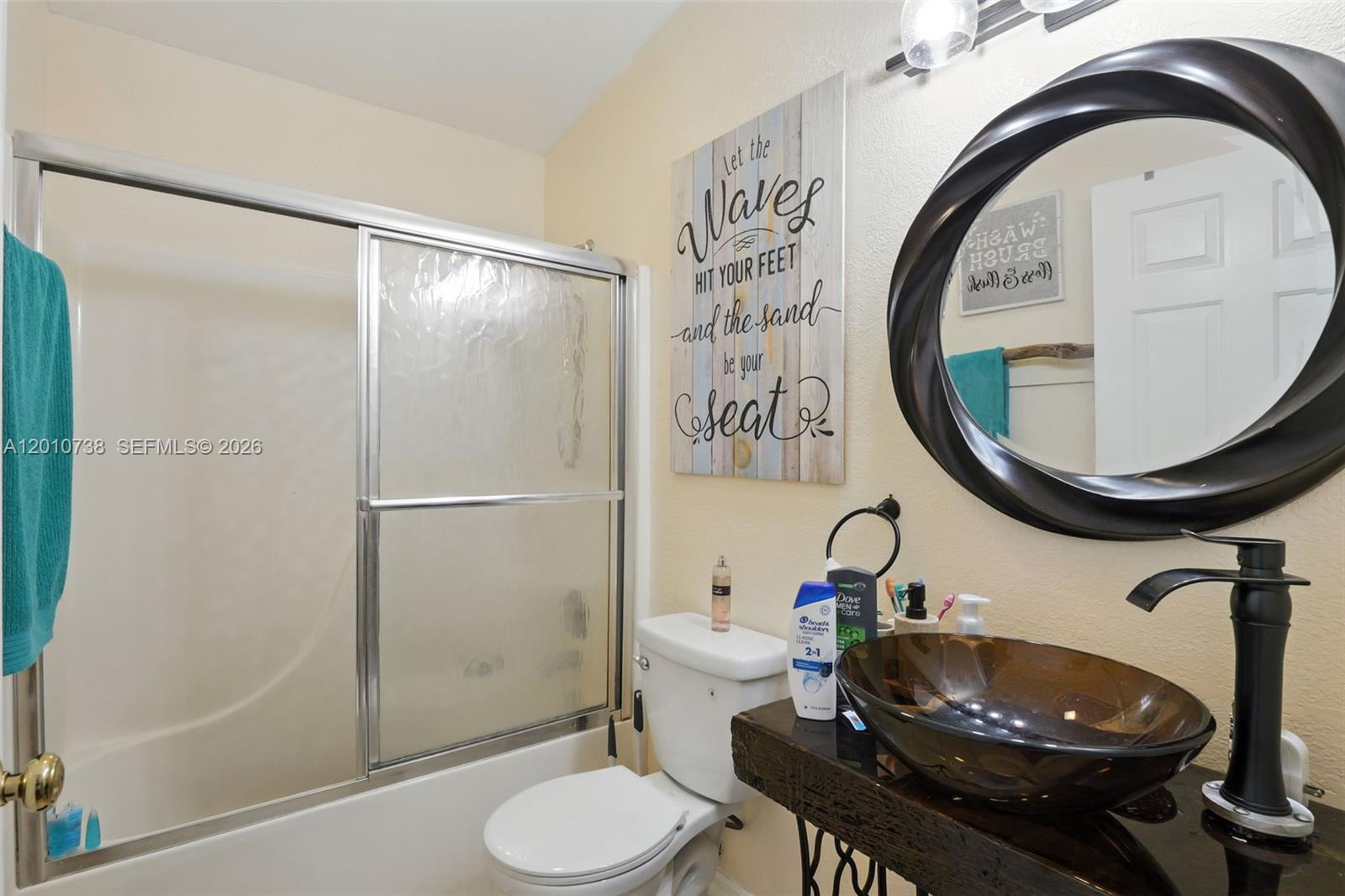   /  2394 sq. ft. $ 2026-04-30 0 foto
