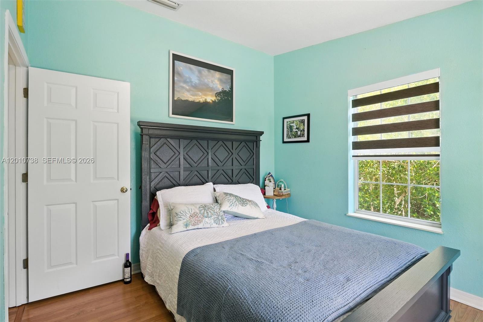   /  2394 sq. ft. $ 2026-04-30 0 foto