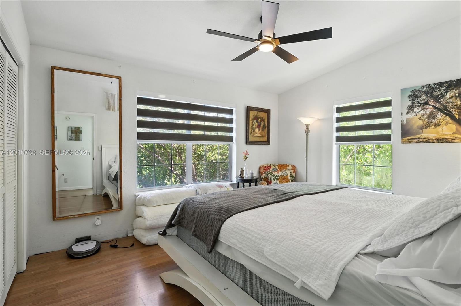   /  2394 sq. ft. $ 2026-04-30 0 foto