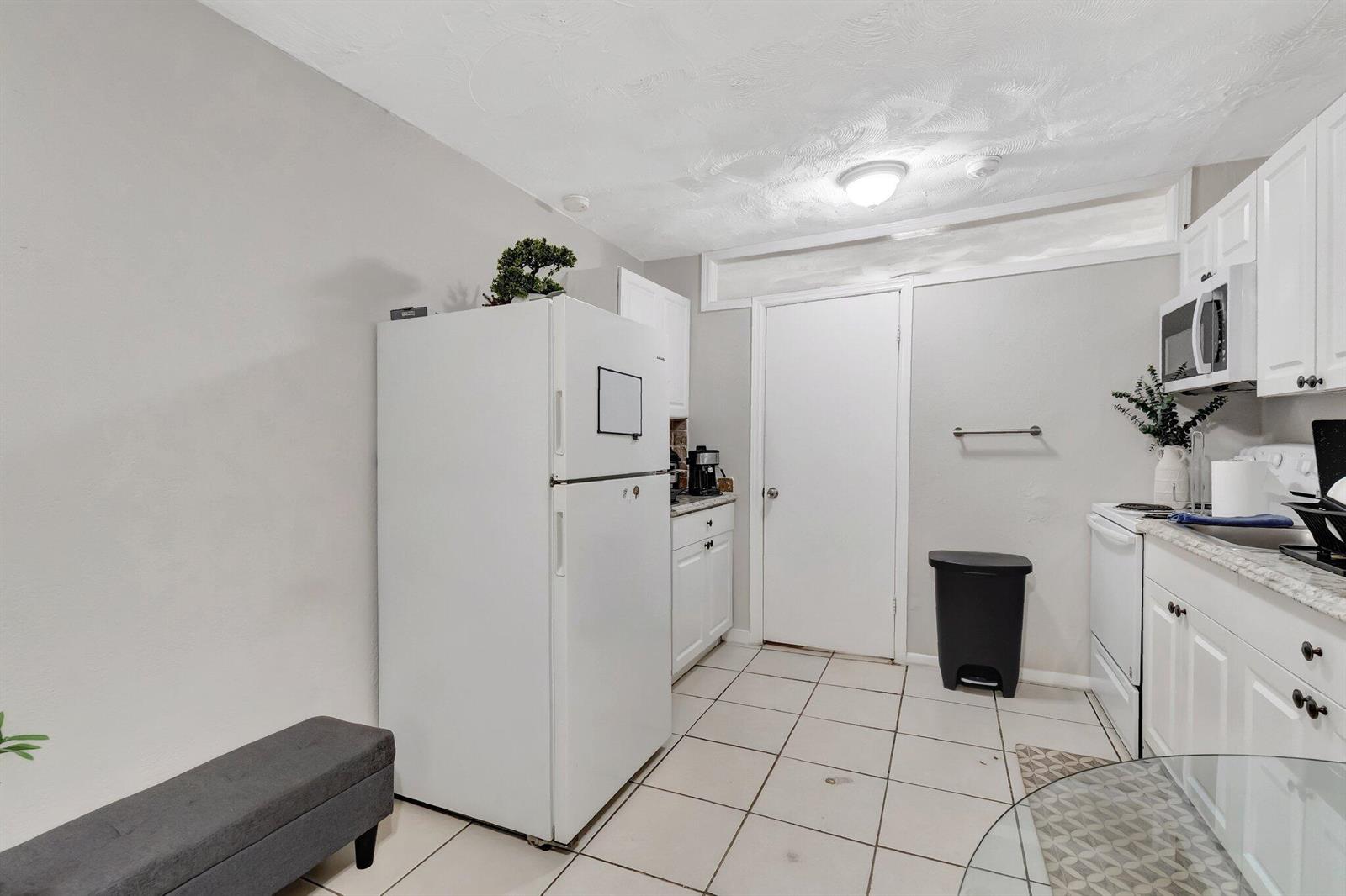 A  / 0  sq. ft. $ 2026-05-01 0 Photo