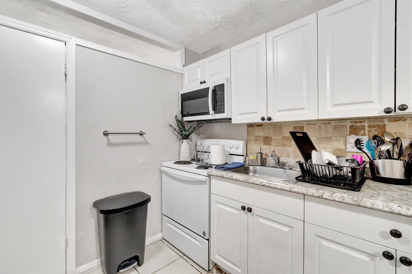 A  / 0  sq. ft. $ 2026-05-01 0 Photo