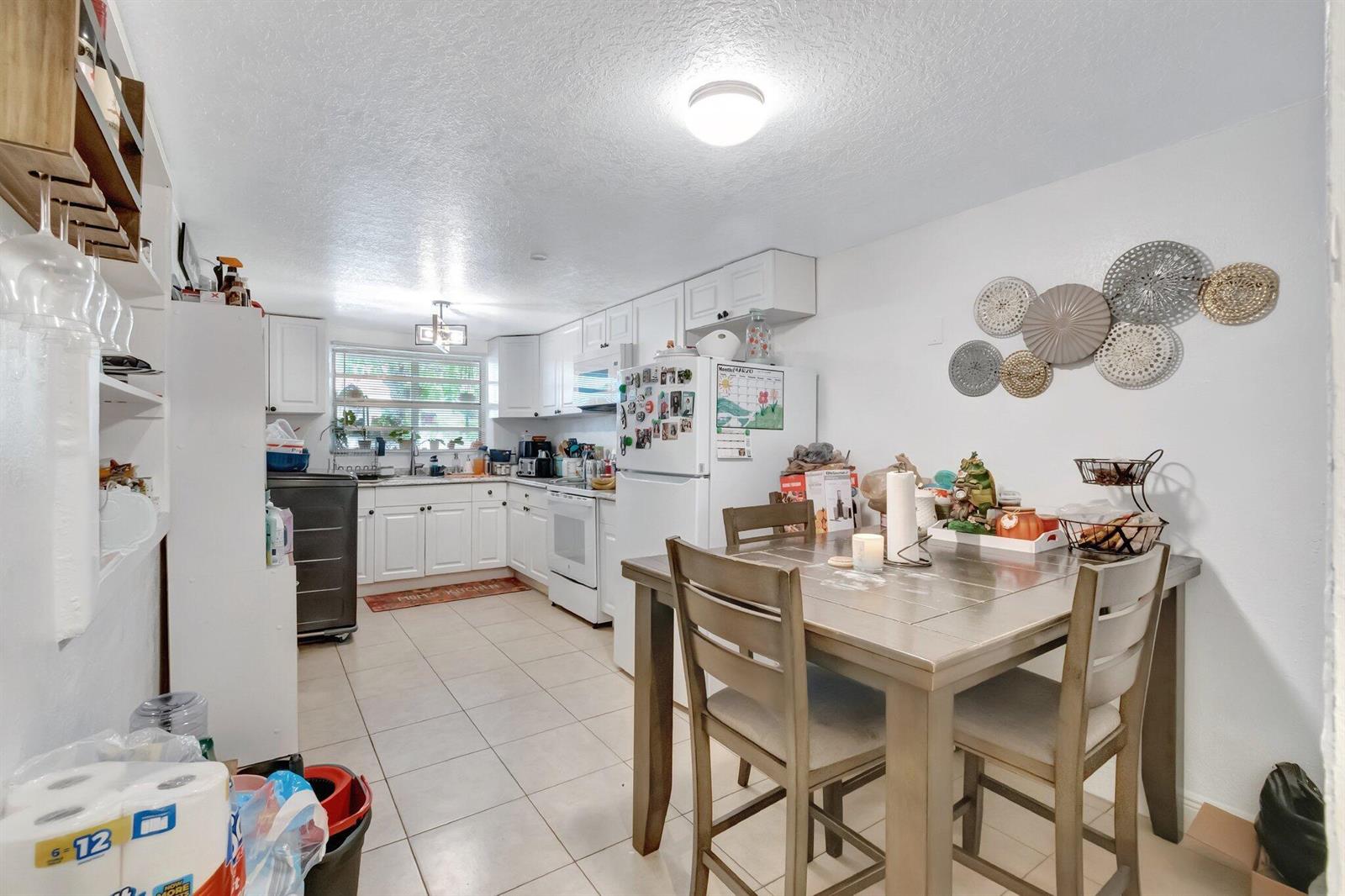 A  / 0  sq. ft. $ 2026-05-01 0 Photo