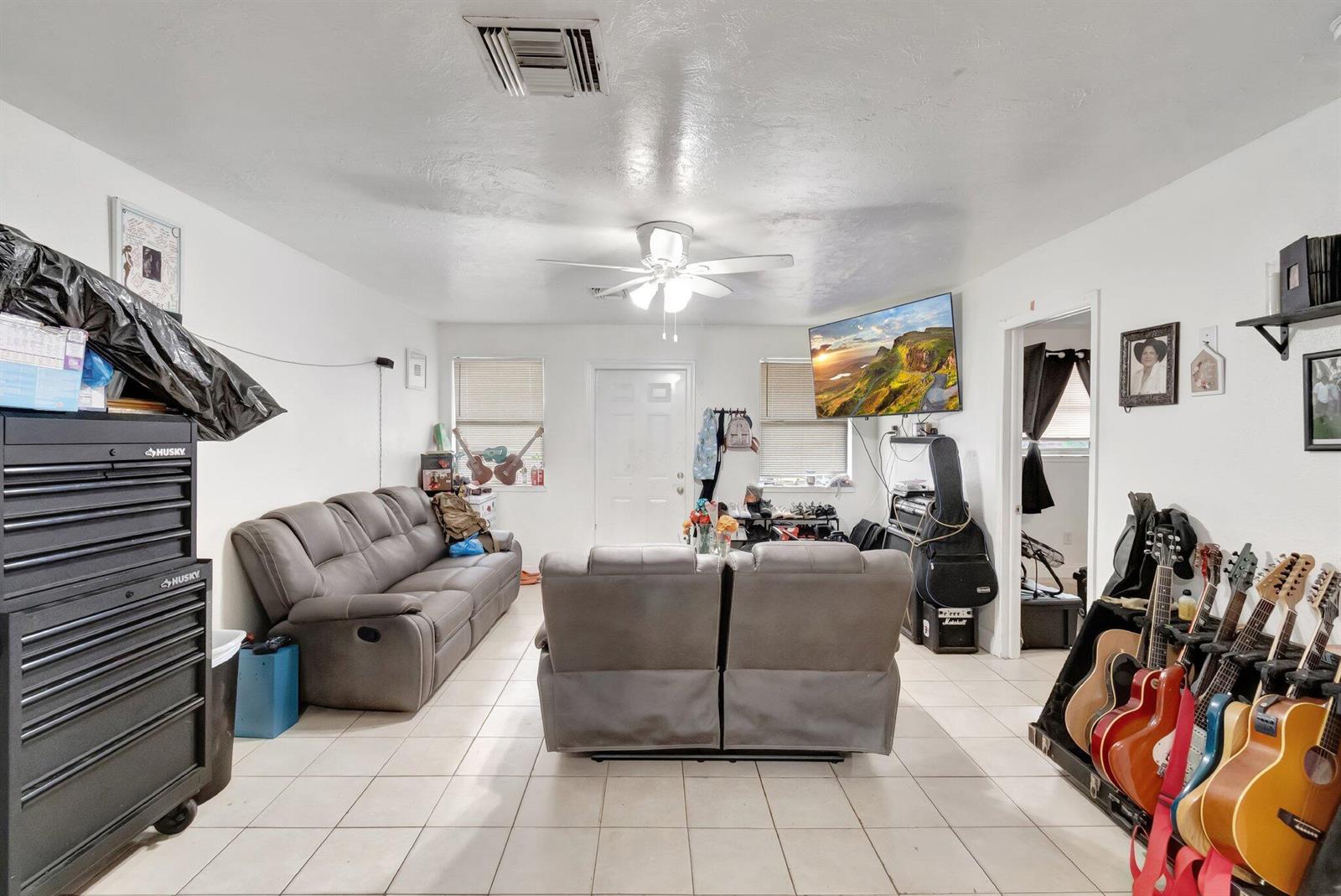 A  / 0  sq. ft. $ 2026-05-01 0 Photo