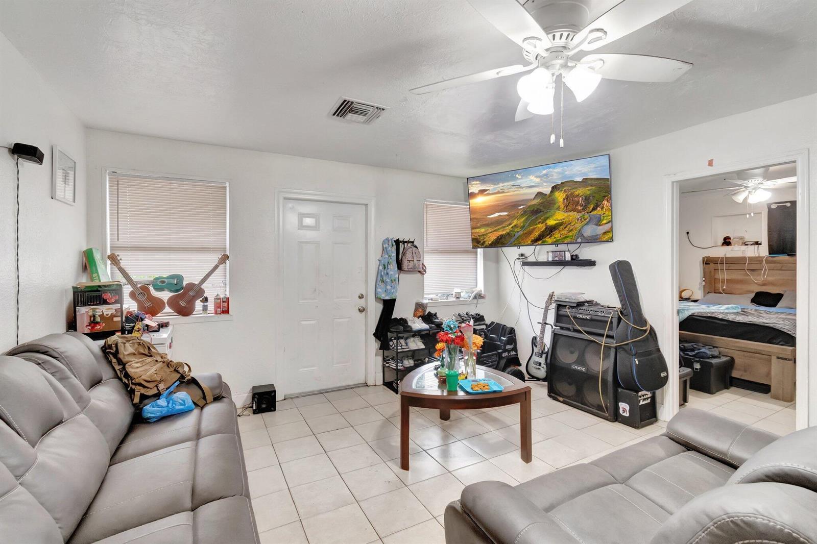 A  / 0  sq. ft. $ 2026-05-01 0 Photo