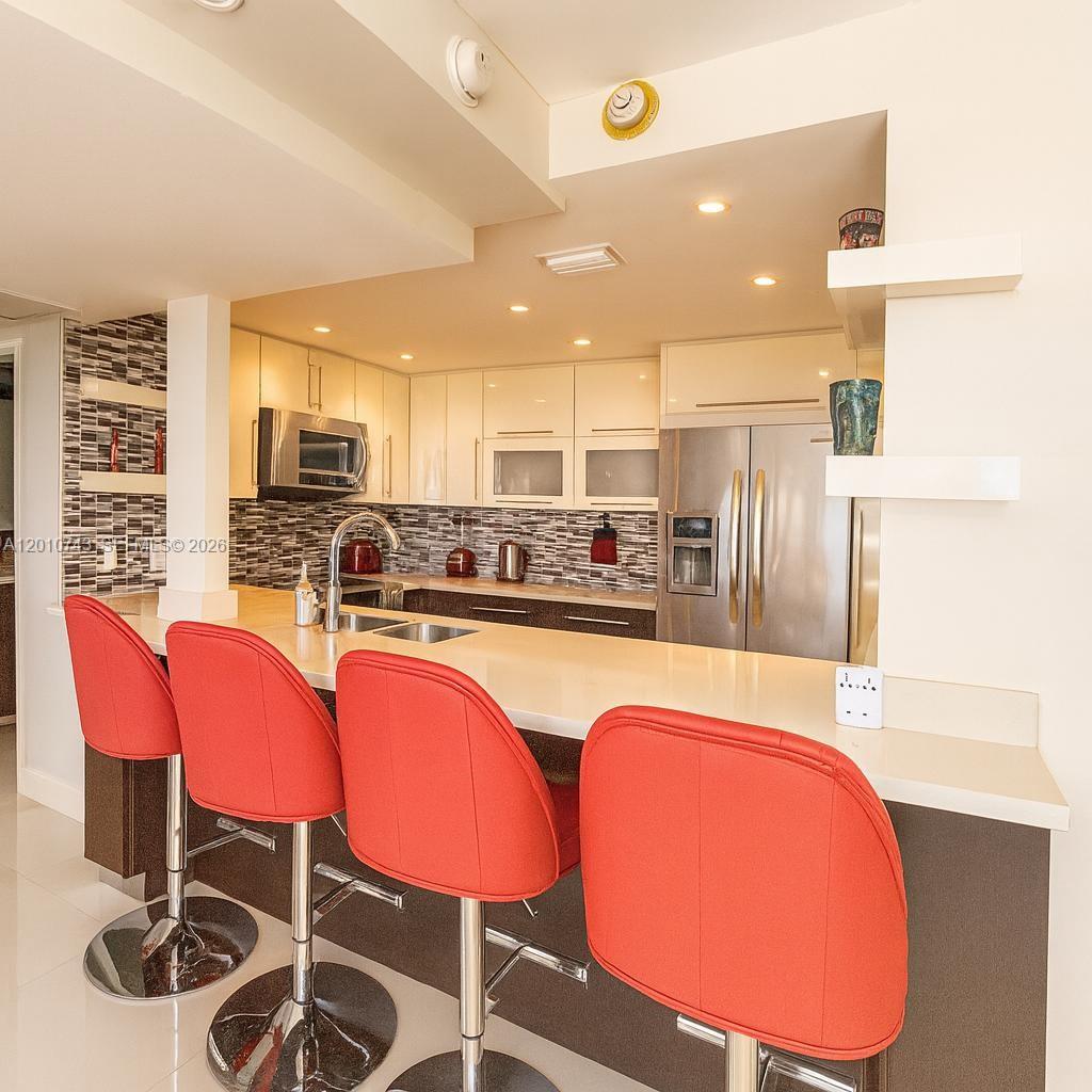 See details 1026 2 / 2 1521 sq. ft. $ 2026-04-30 0 Photo