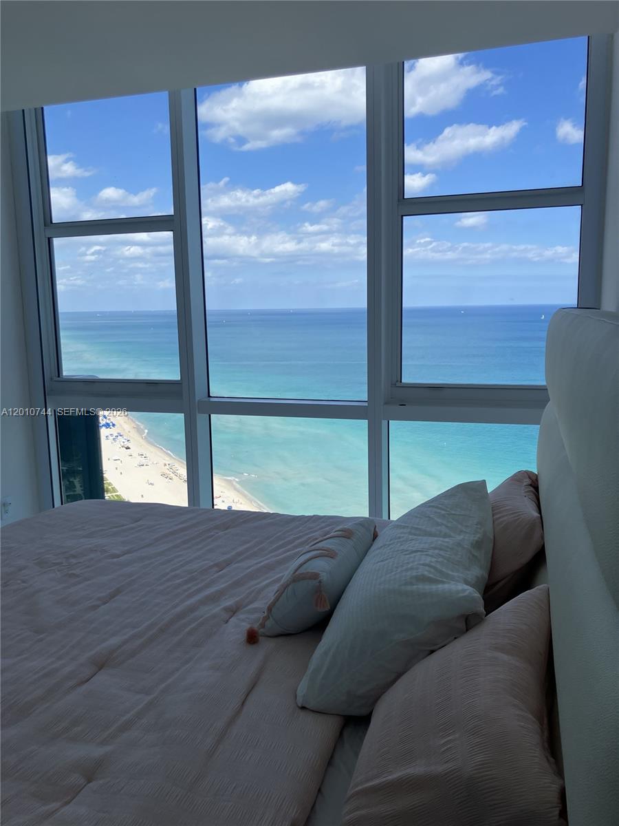 3708 2 / 3 1570 sq. ft. $ 2026-04-30 0 Photo