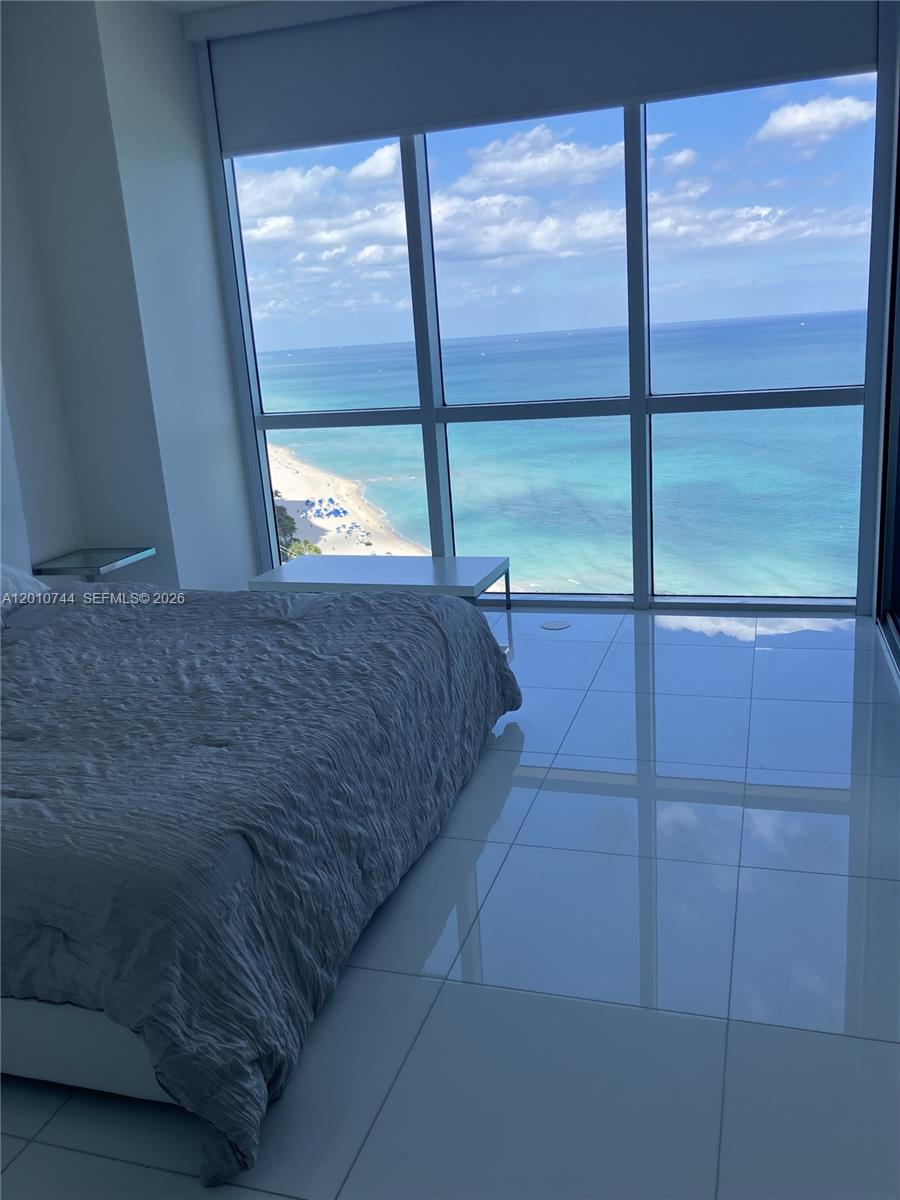 3708 2 / 3 1570 sq. ft. $ 2026-04-30 0 Photo