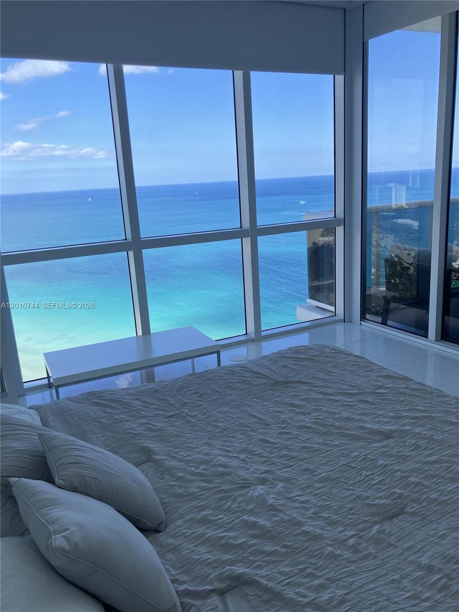 3708 2 / 3 1570 sq. ft. $ 2026-04-30 0 Photo