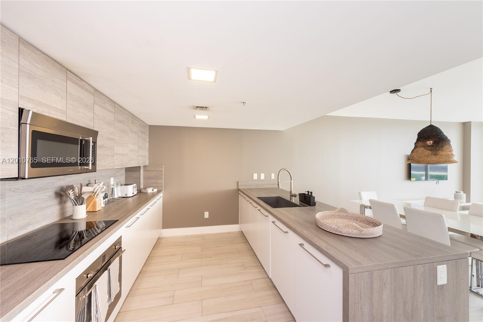 Photo of 400 Sunny Isles Blvd  #1518, Sunny Isles Beach, Florida, 33160 - 