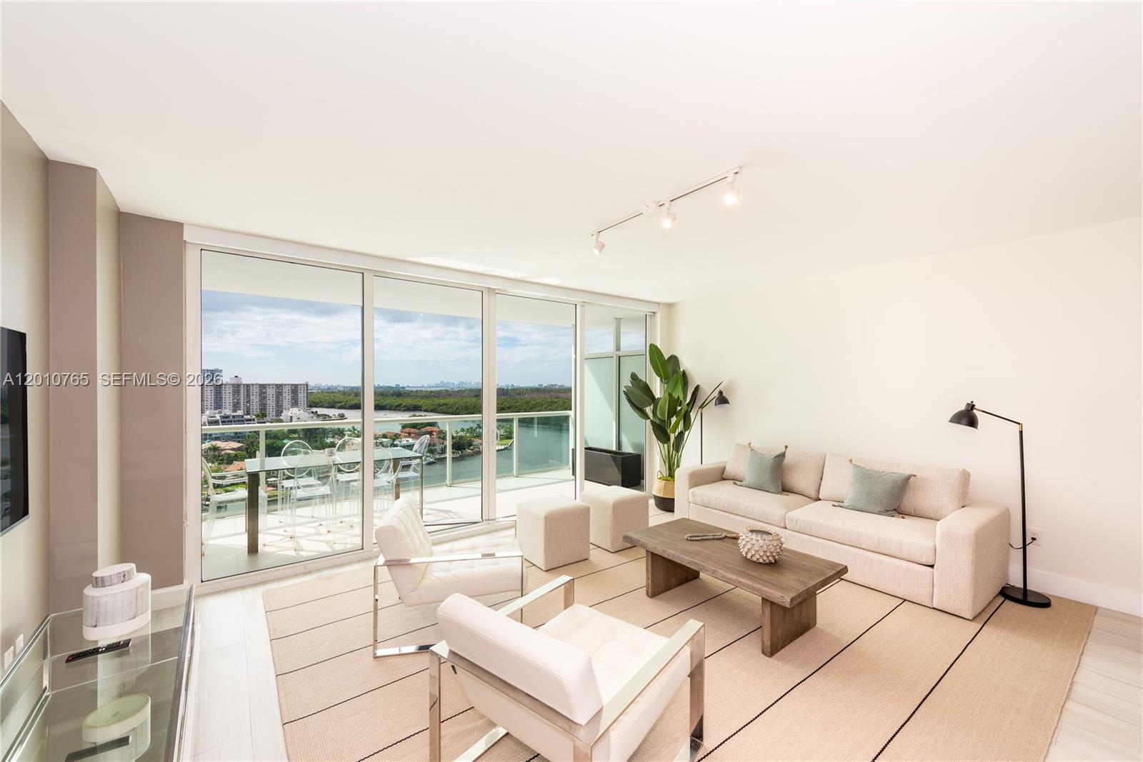 Photo of 400 Sunny Isles Blvd  #1518, Sunny Isles Beach, Florida, 33160 - 