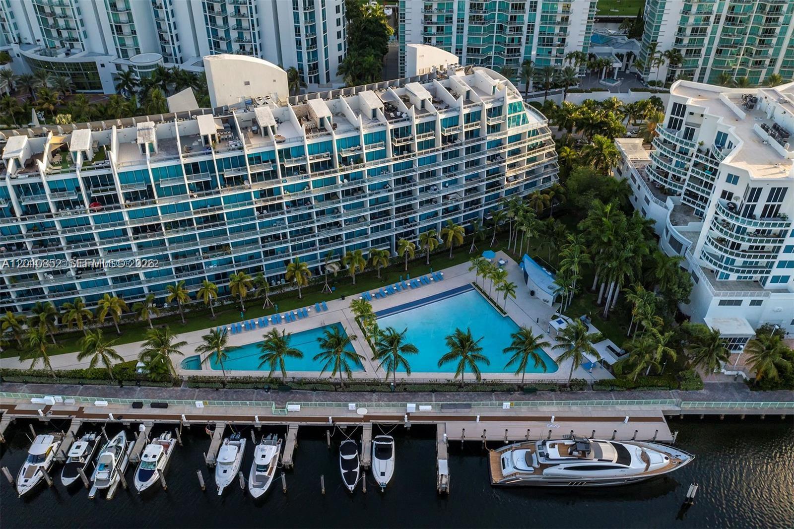 Photo of 2950 188th St  #406, Aventura, Florida, 33180 - 