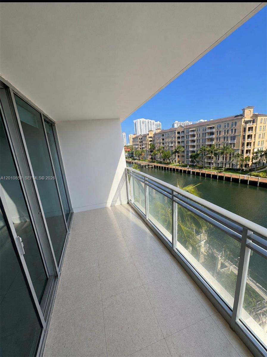 Photo of 2950 188th St  #406, Aventura, Florida, 33180 - 