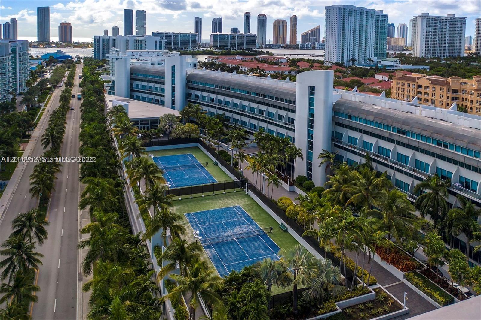 Photo of 2950 188th St  #406, Aventura, Florida, 33180 - 