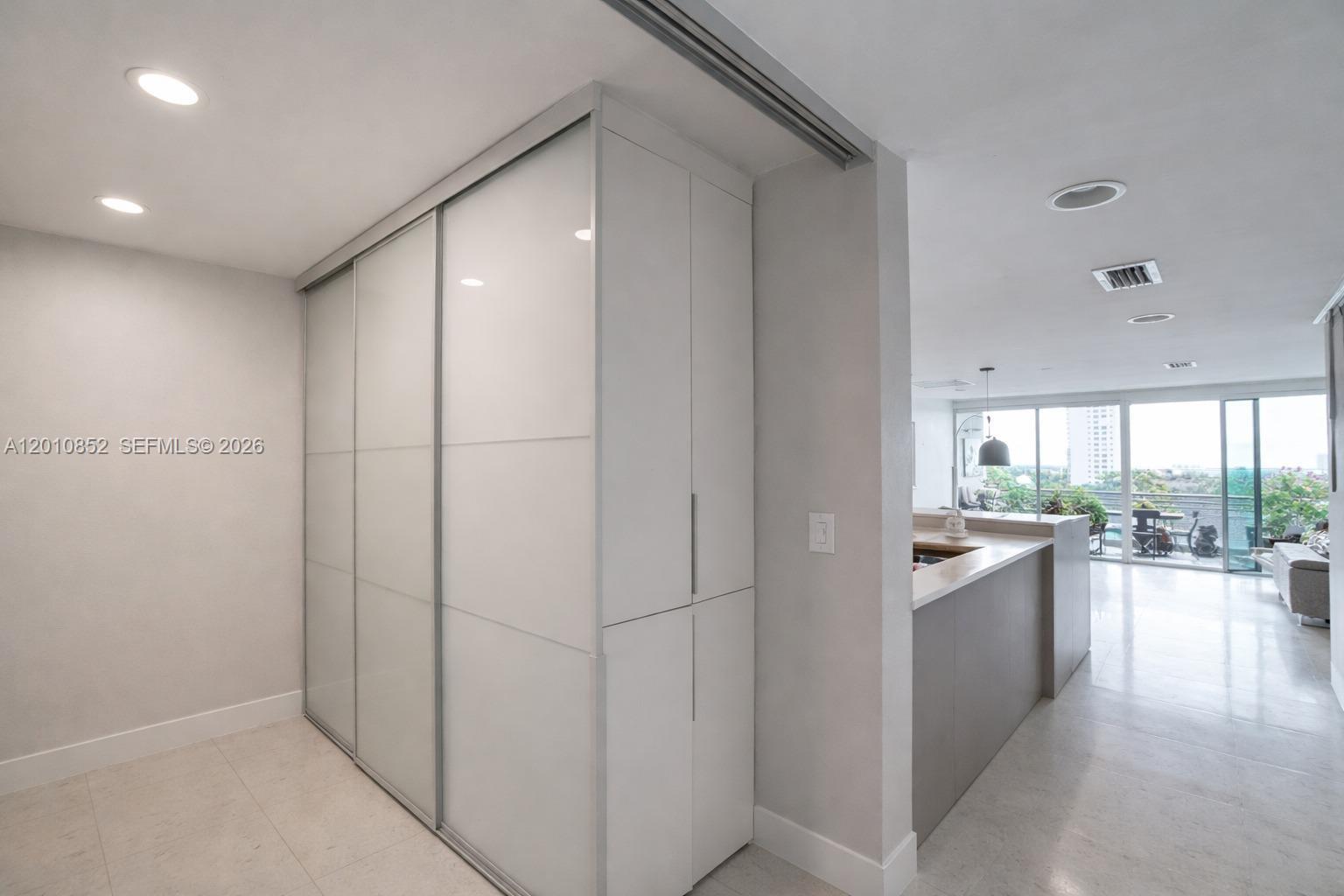 Photo of 2950 188th St  #406, Aventura, Florida, 33180 - 
