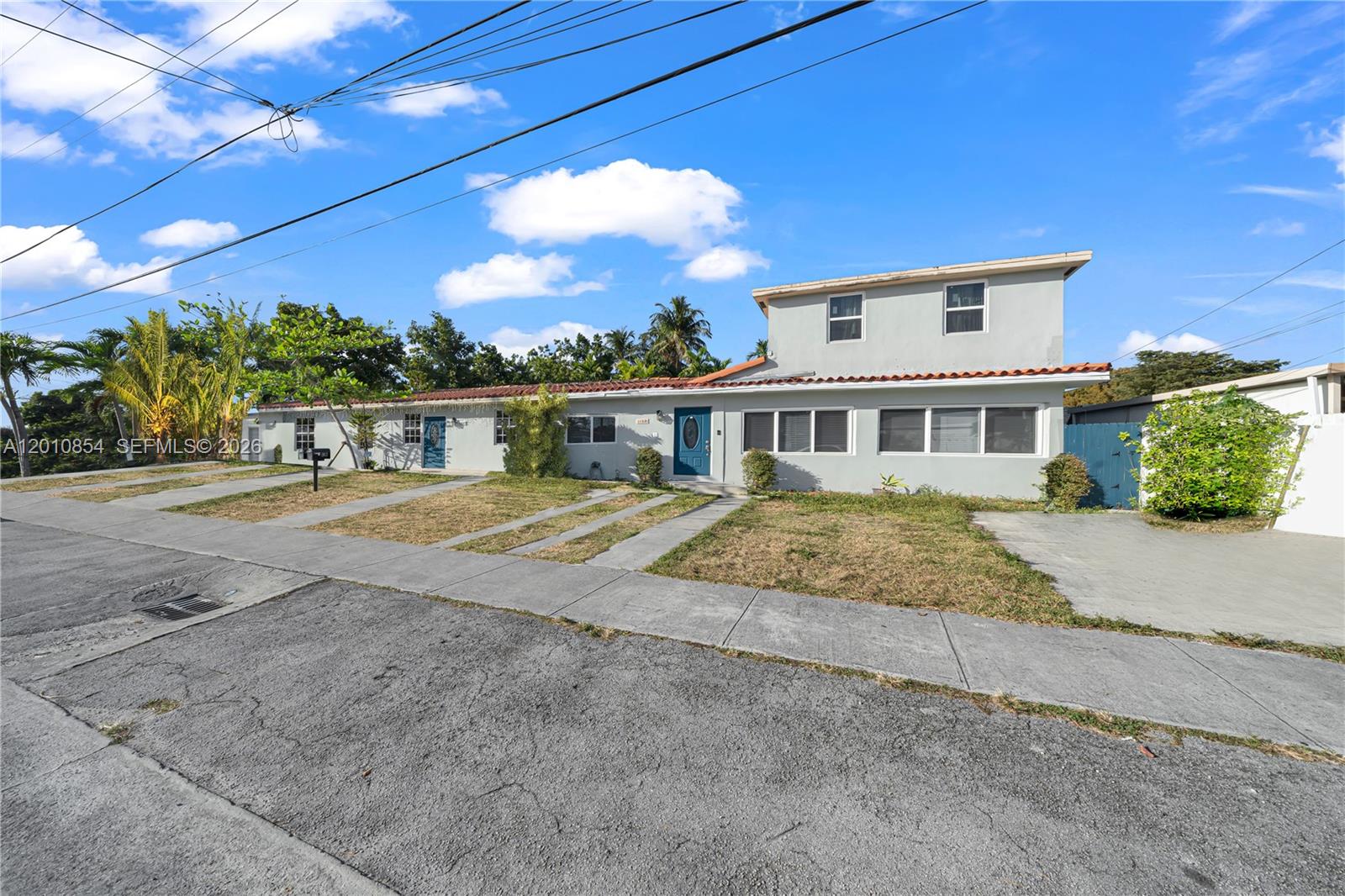 See details / 3156 sq. ft. $ 2026-04-30 0 Photo