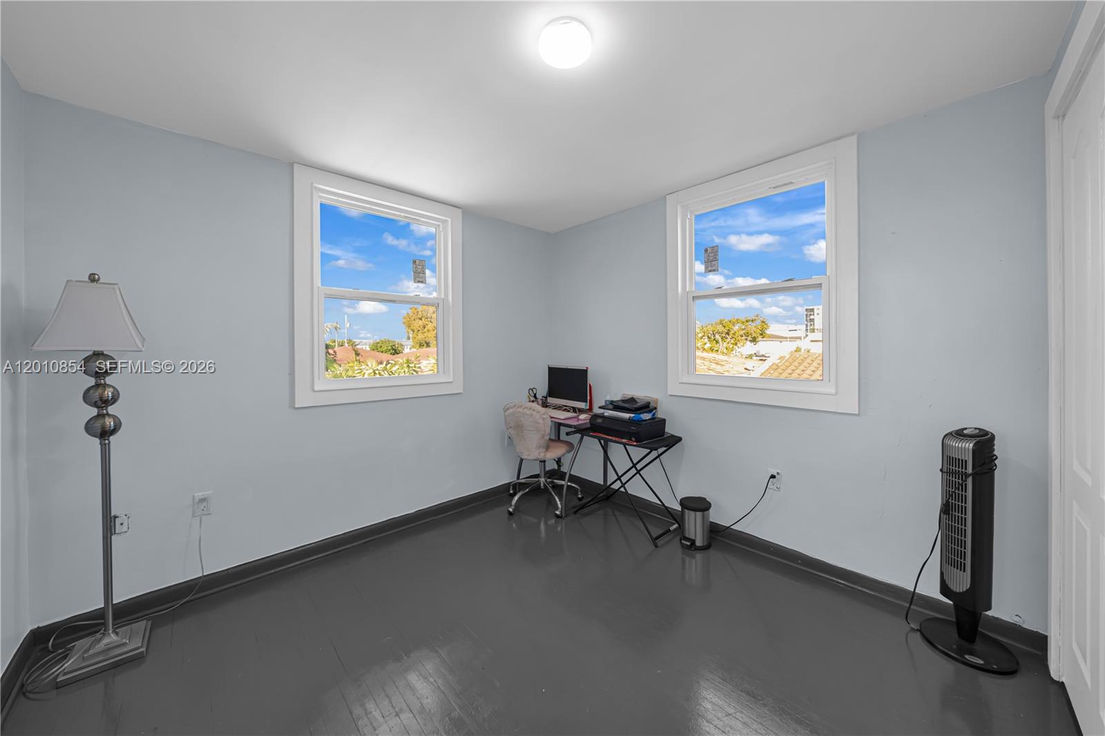 See details / 3156 sq. ft. $ 2026-04-30 0 Photo