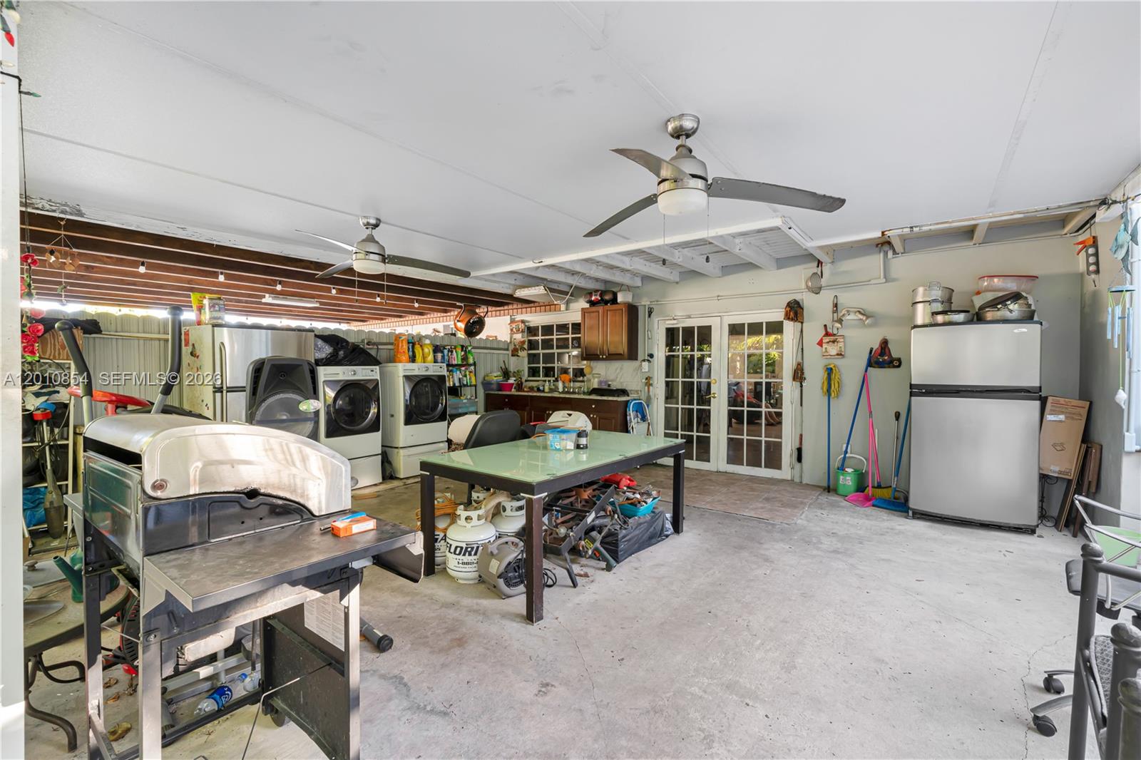 See details / 3156 sq. ft. $ 2026-04-30 0 Photo