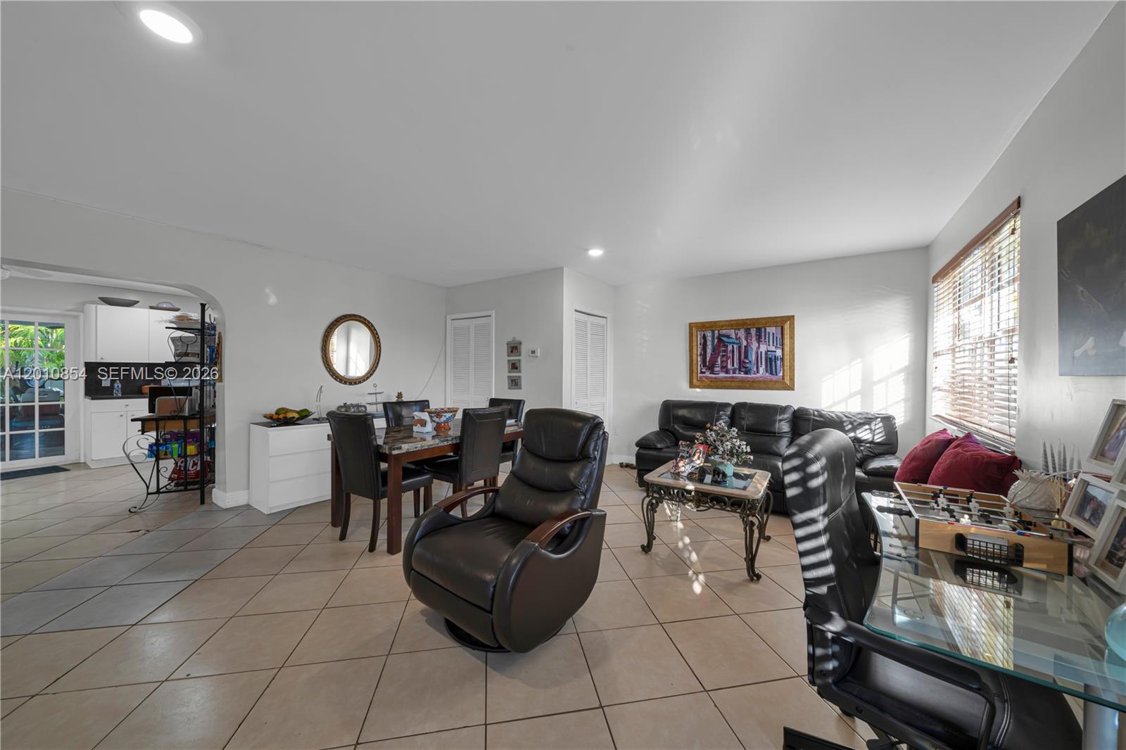 See details / 3156 sq. ft. $ 2026-04-30 0 Photo