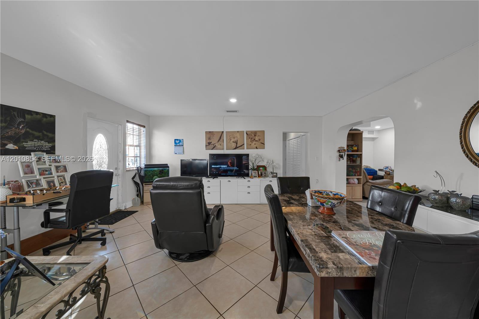 See details / 3156 sq. ft. $ 2026-04-30 0 Photo