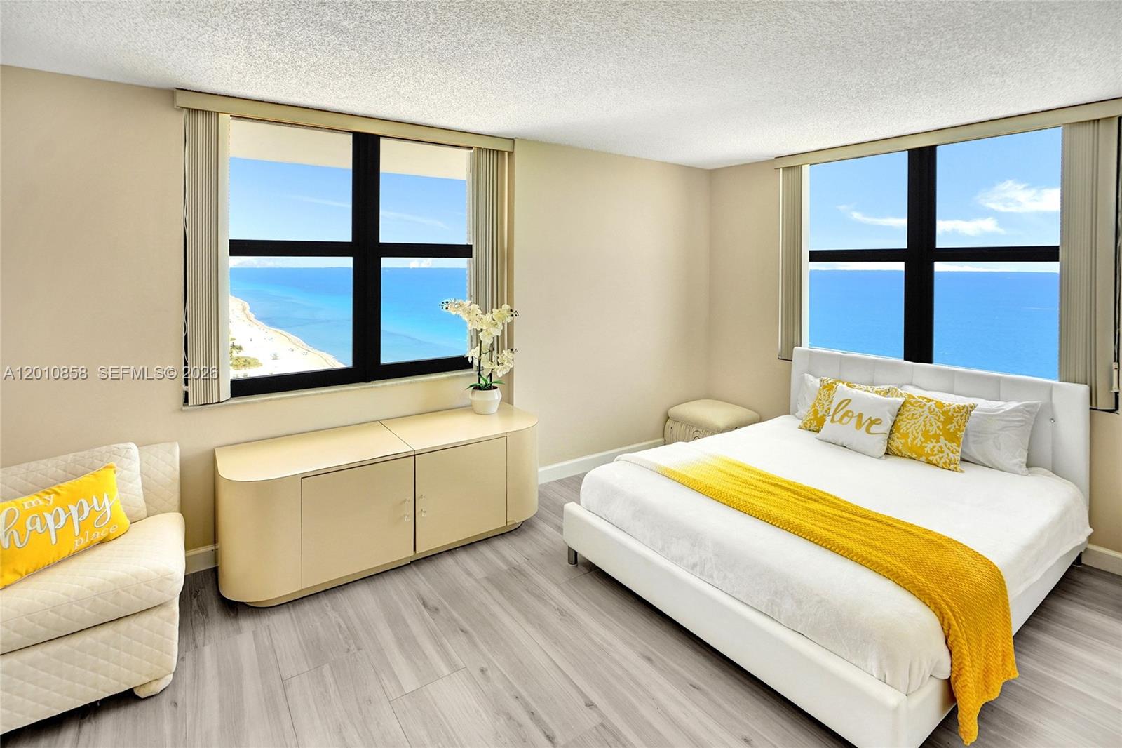 Photo of 2301 Ocean Dr  #2603, Hollywood, Florida, 33019 - 
