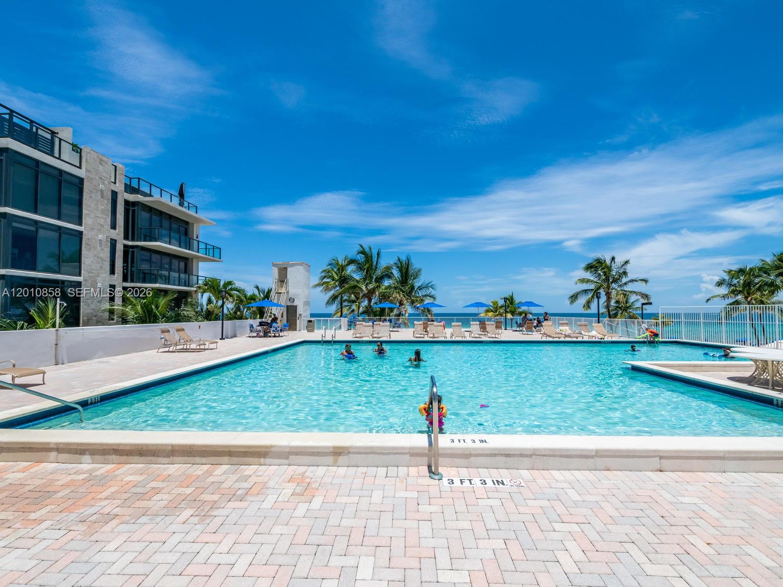 Photo of 2301 Ocean Dr  #2603, Hollywood, Florida, 33019 - 