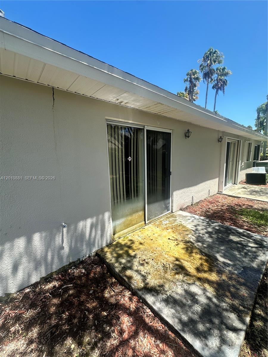 472 2 / 2 1057 sq. ft. $ 2026-04-30 0 Photo