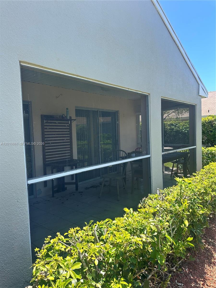 472 2 / 2 1057 sq. ft. $ 2026-04-30 0 Photo