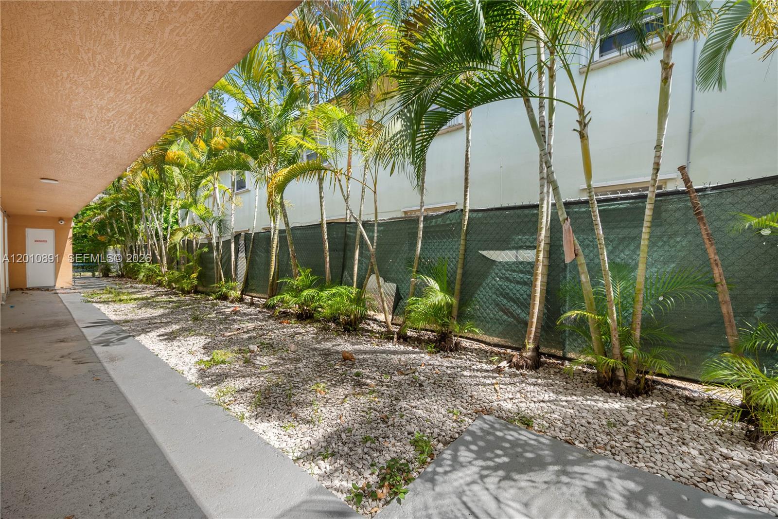   /  4855 sq. ft. $ 2026-04-30 0 Photo