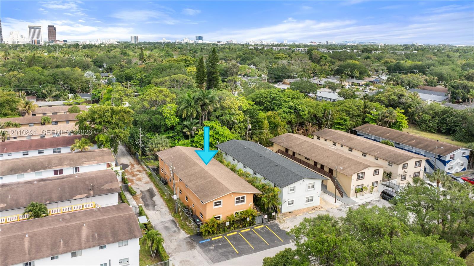   /  4855 sq. ft. $ 2026-04-30 0 Photo