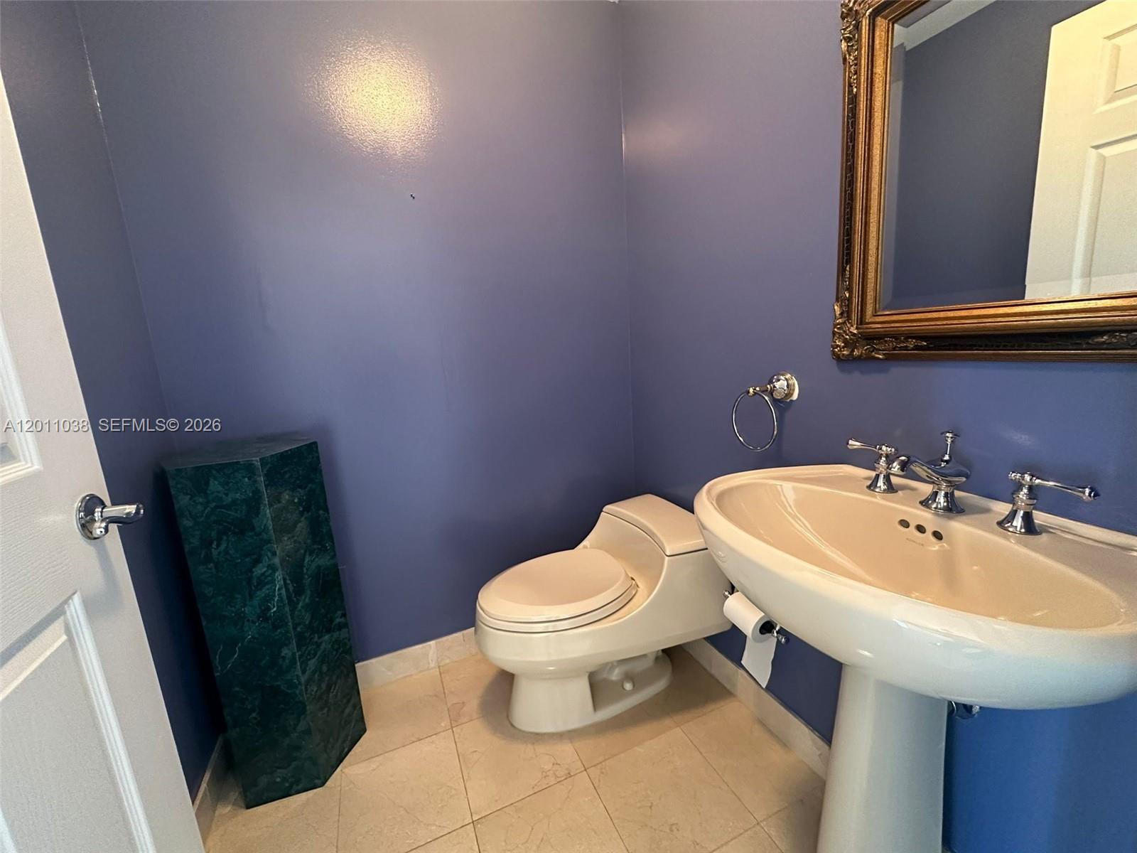 Photo of 6001 Ocean Dr  #503, Hollywood, Florida, 33019 - 