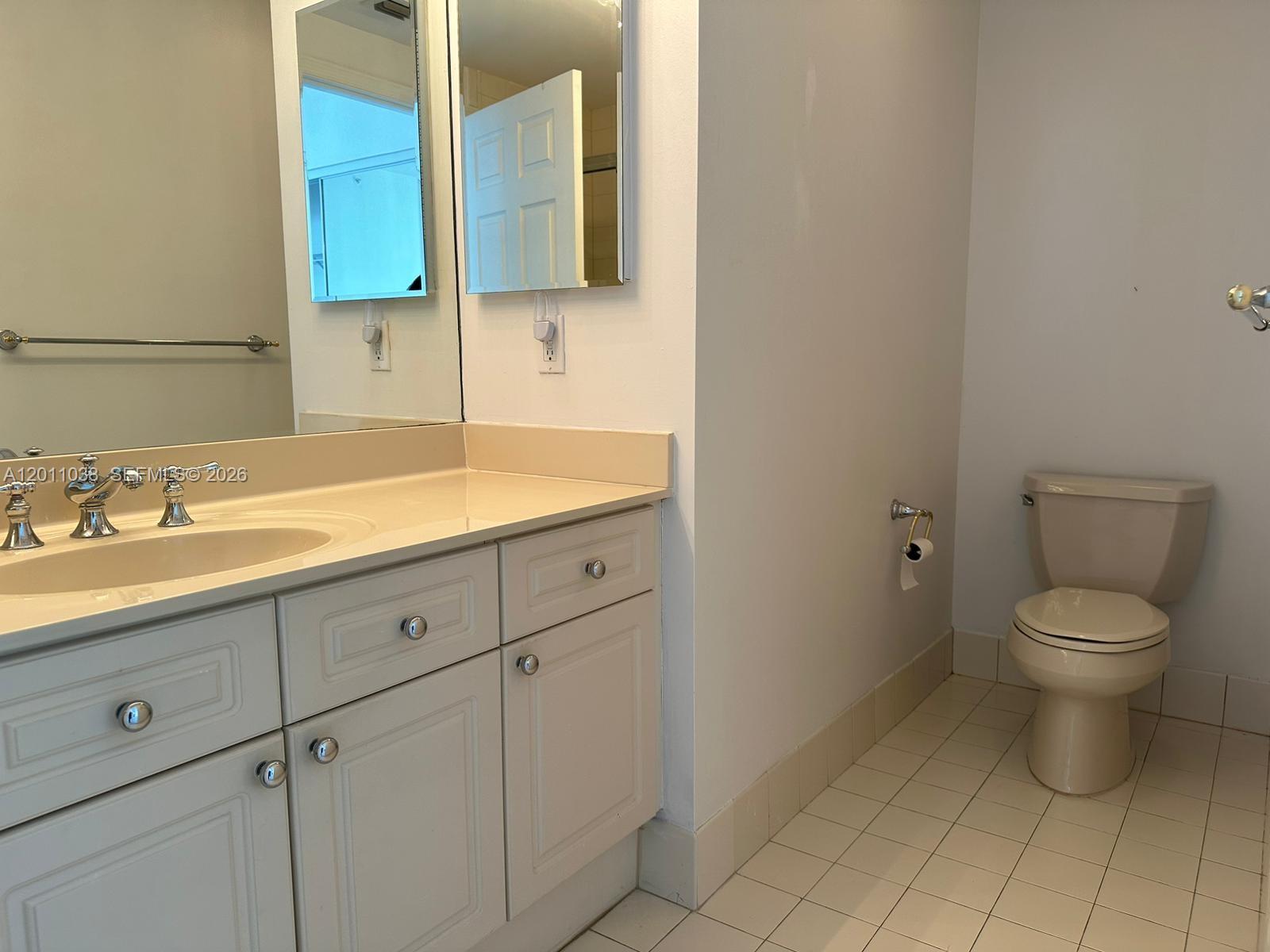 Photo of 6001 Ocean Dr  #503, Hollywood, Florida, 33019 - 