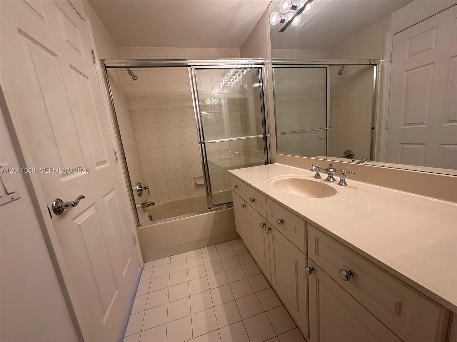 Photo of 6001 Ocean Dr  #503, Hollywood, Florida, 33019 - 